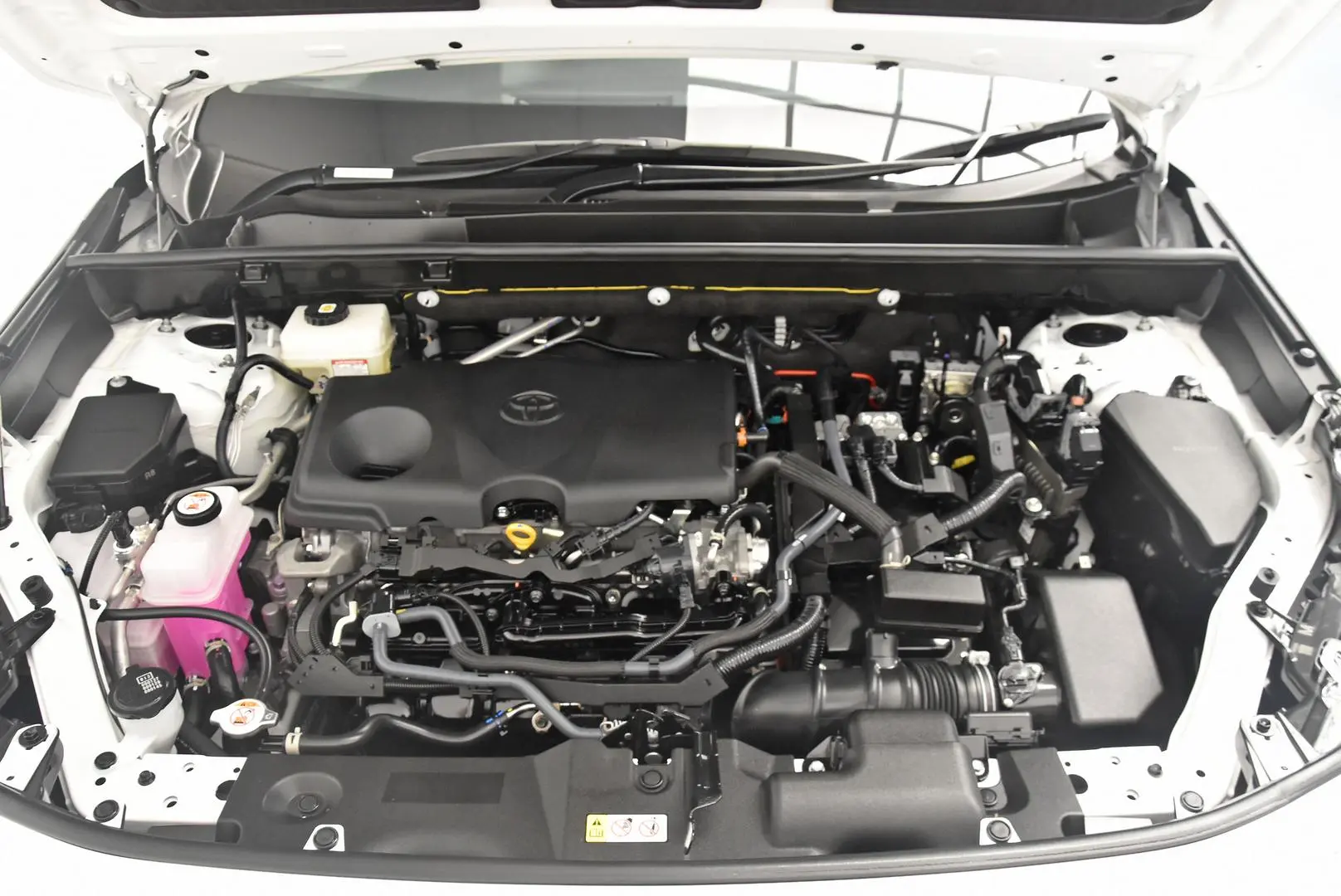 2025 Toyota RAV4 Gallery Image 22