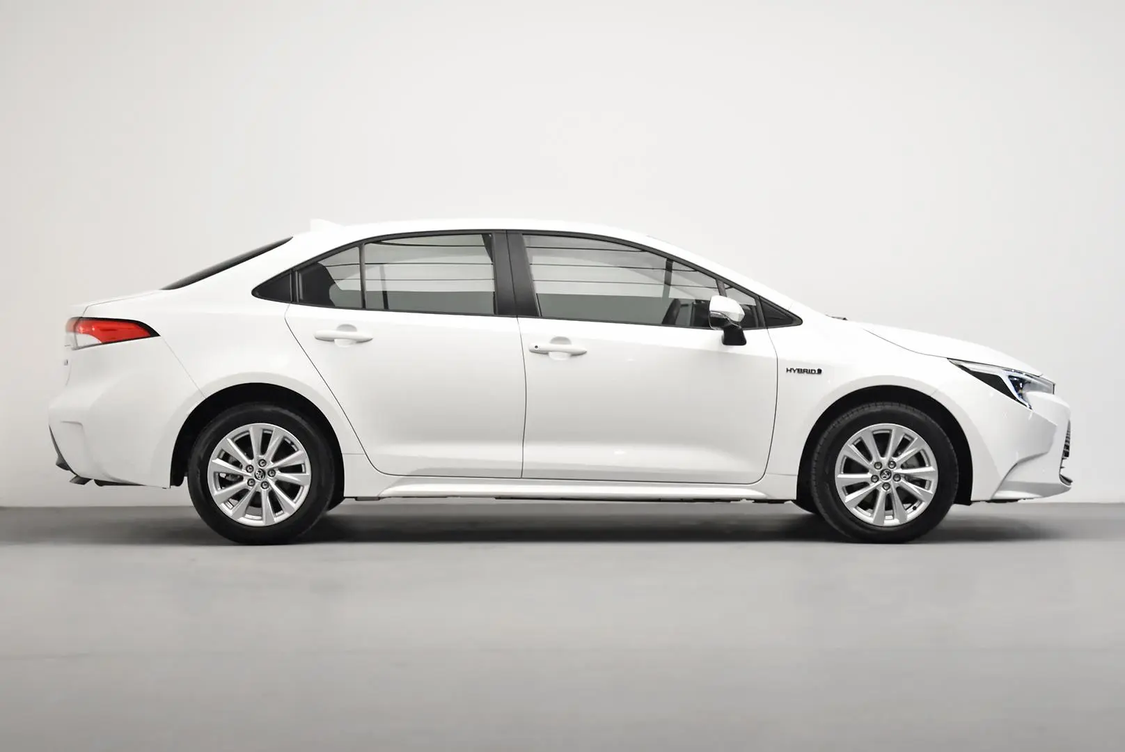 2024 Toyota Corolla Gallery Image 3