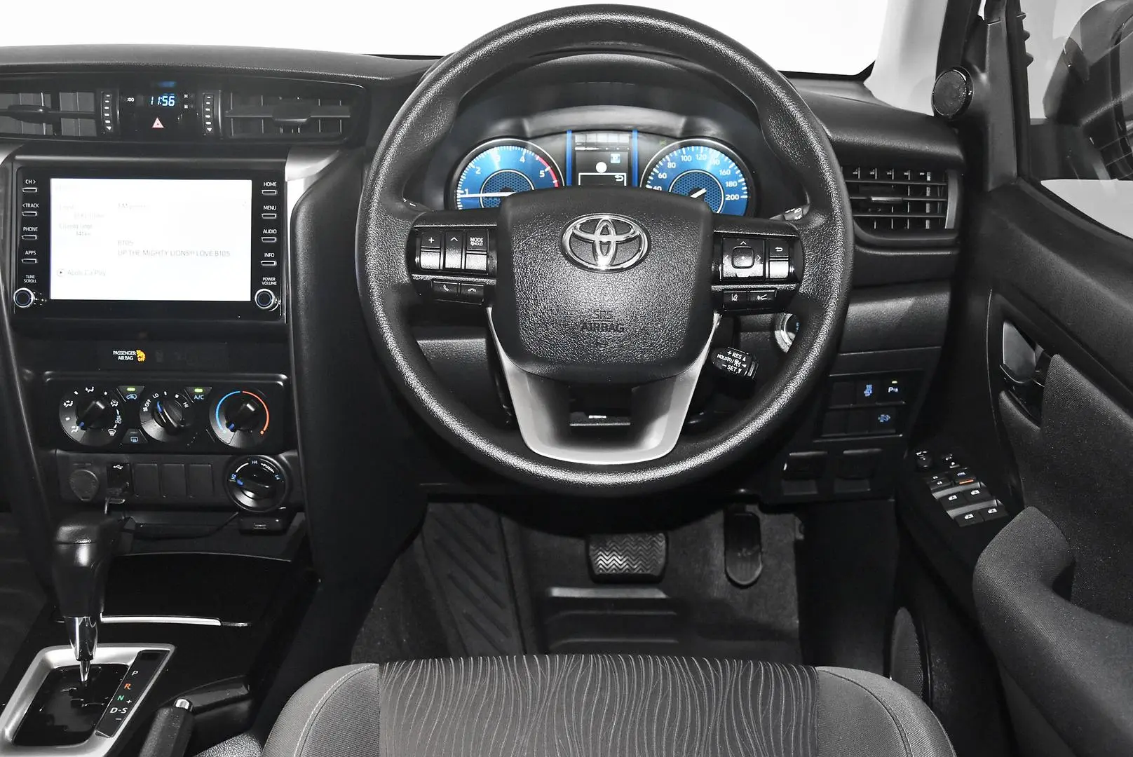 2023 Toyota Fortuner Gallery Image 13