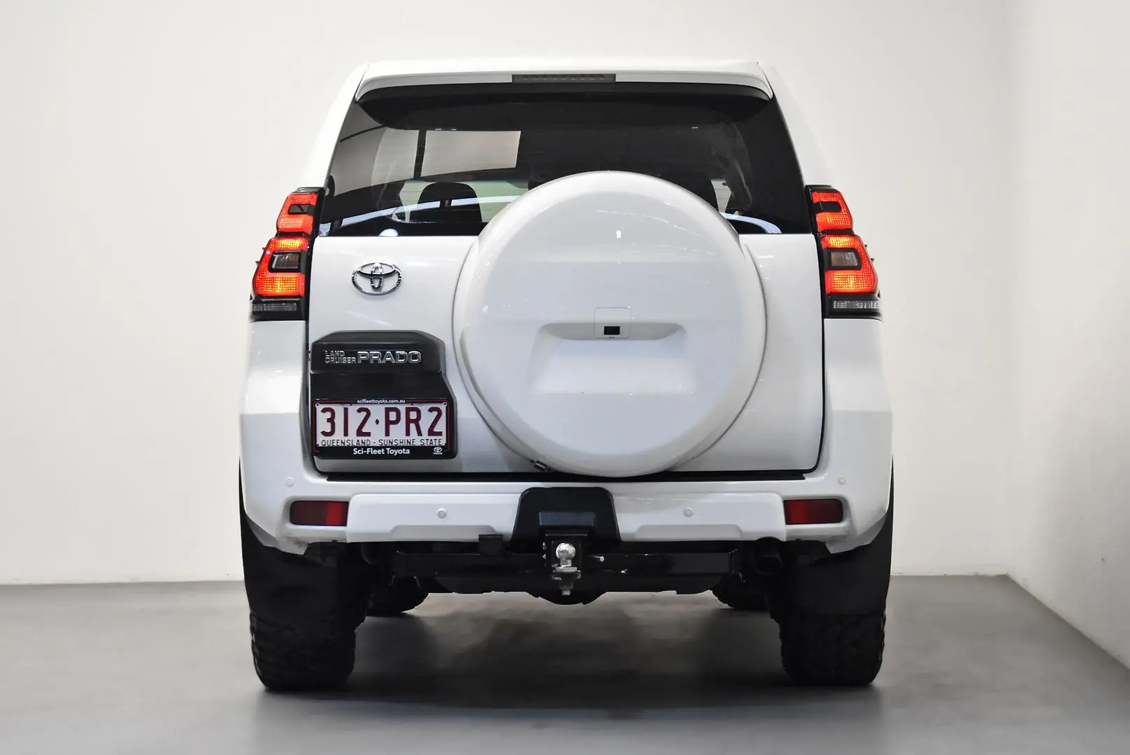 2022 Toyota Landcruiser Prado Gallery Image 6