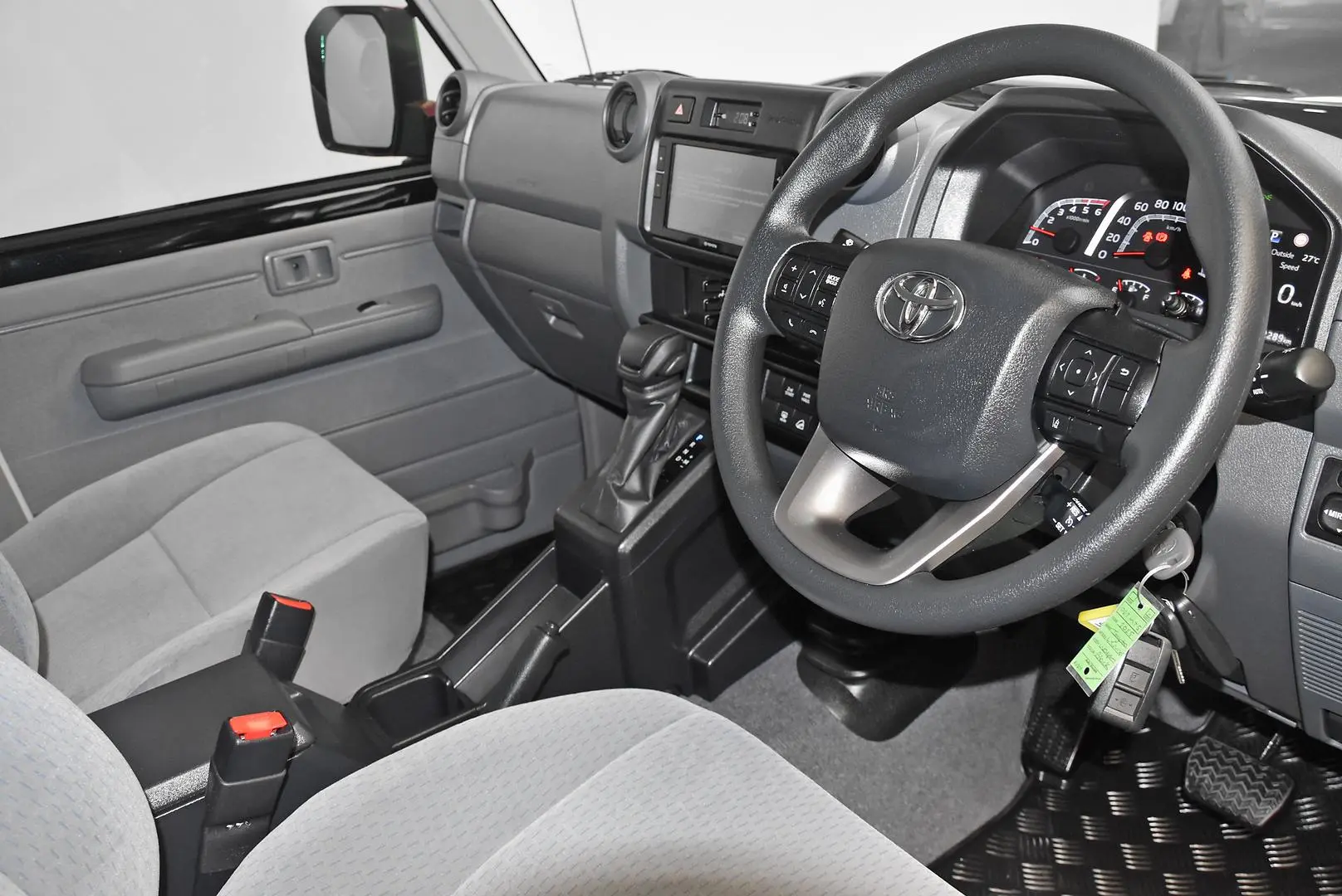 2025 Toyota Landcruiser Gallery Image 7