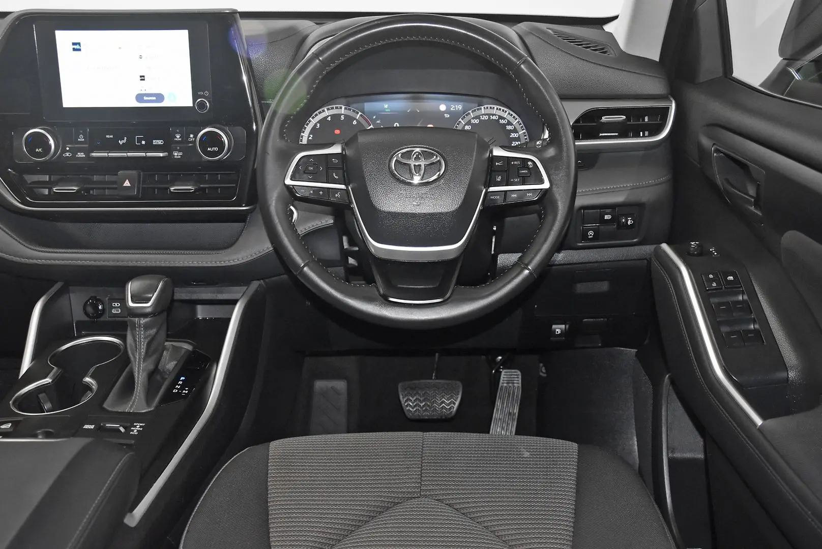 2023 Toyota Kluger Gallery Image 14
