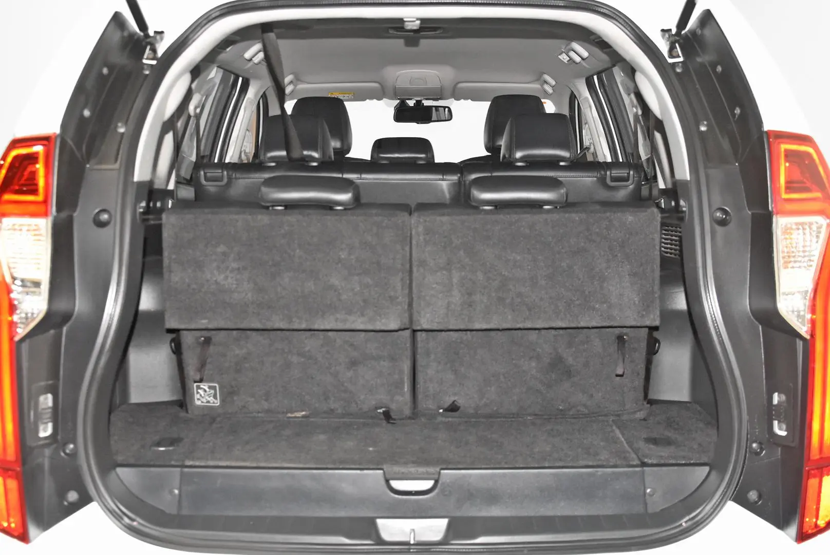 2018 Mitsubishi Pajero Sport Gallery Image 22