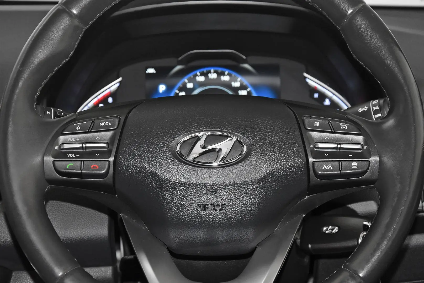 2024 Hyundai i30 Gallery Image 15