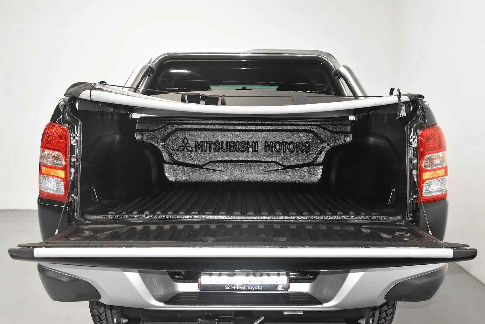 2017 Mitsubishi Triton Gallery Image 21