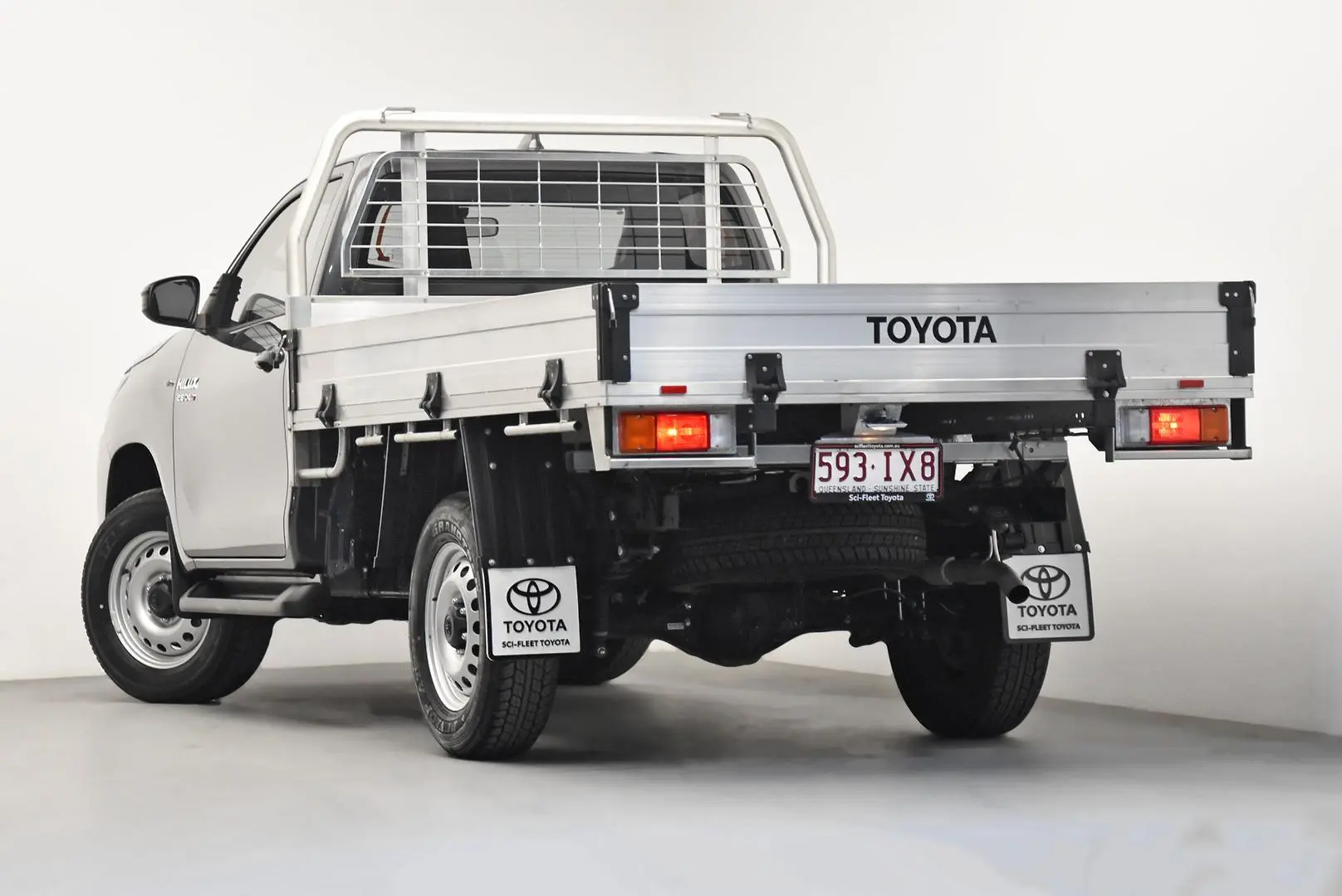 2023 Toyota Hilux Gallery Image 5
