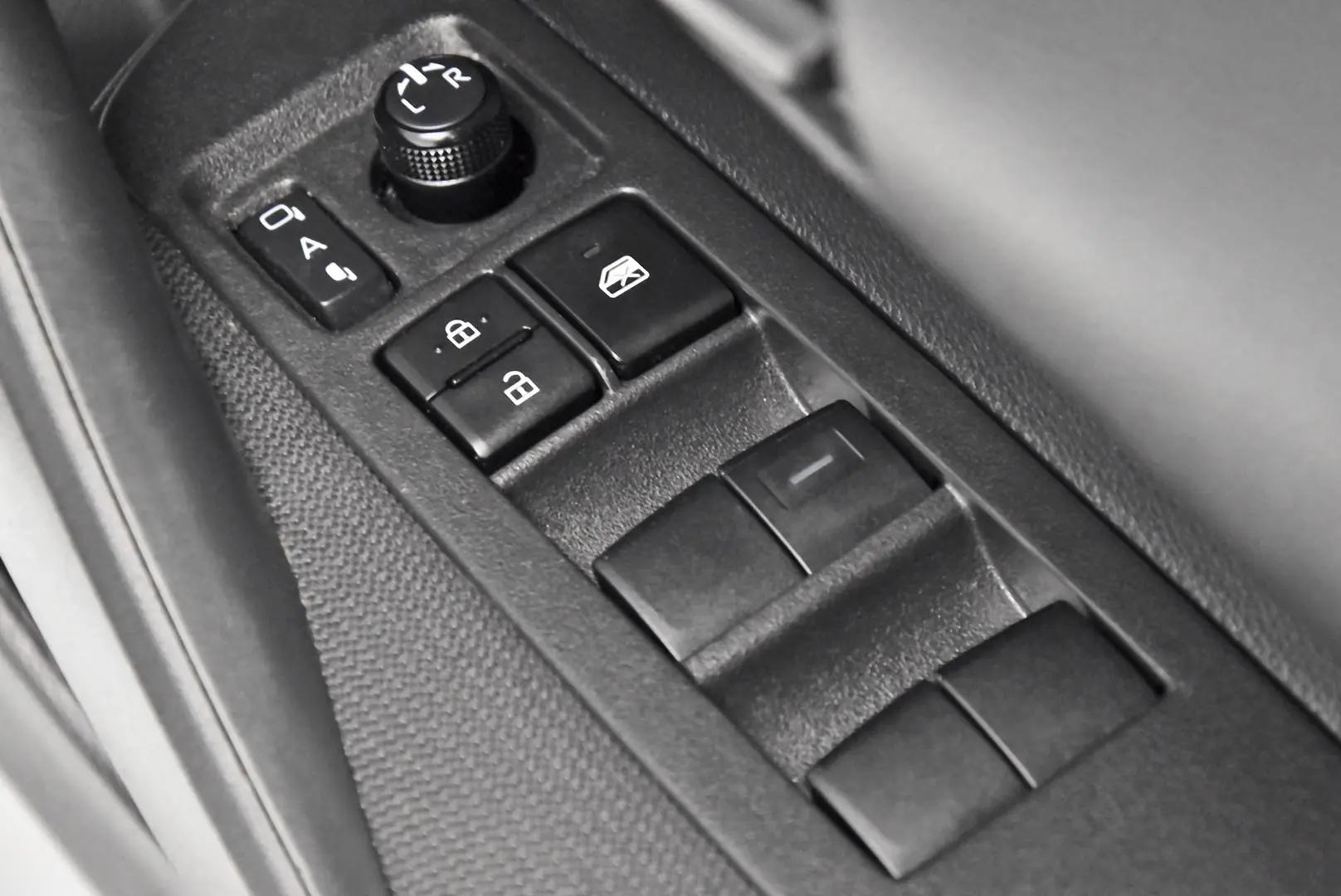 2024 Toyota Corolla Gallery Image 10