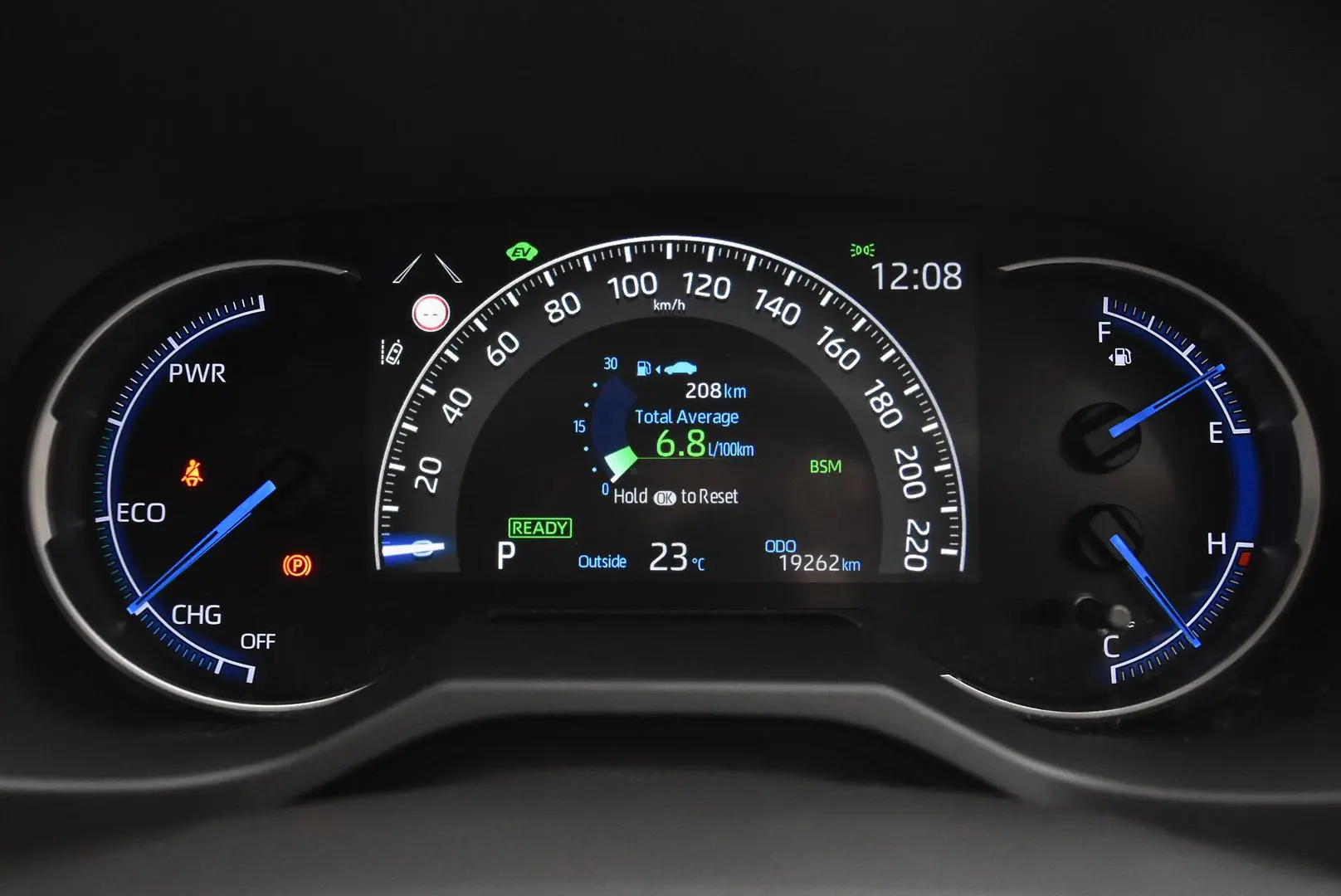 2022 Toyota RAV4 Gallery Image 11