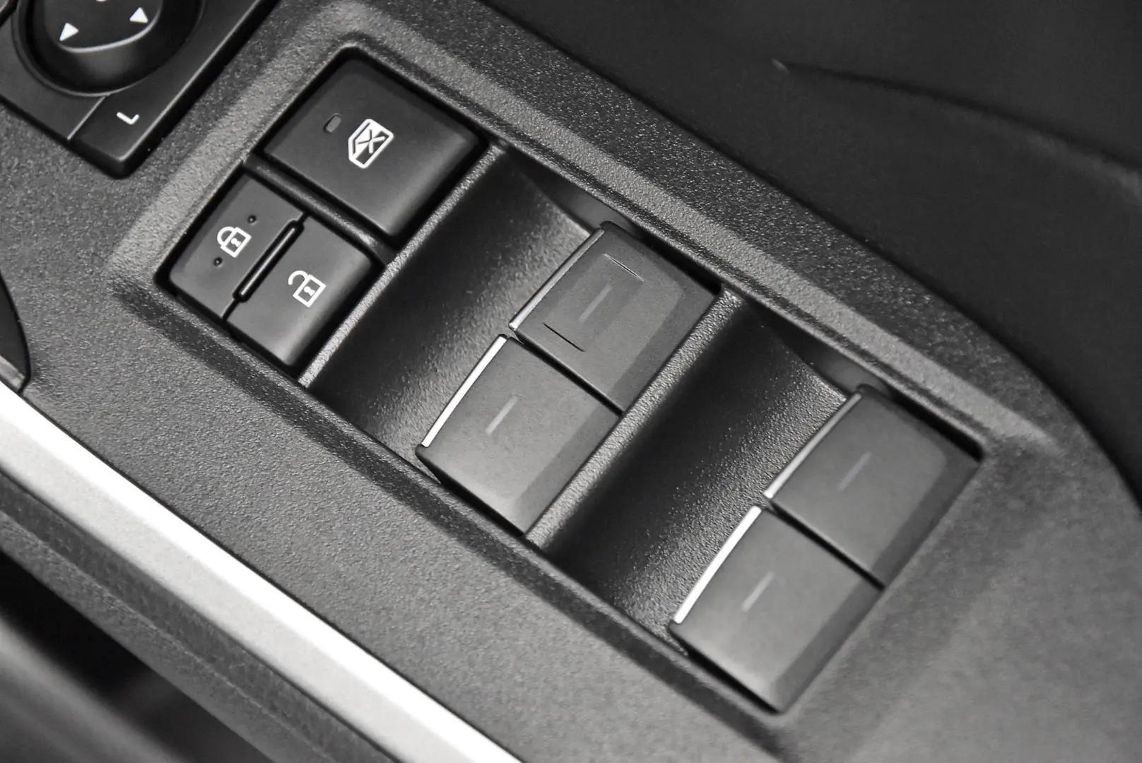 2024 Toyota RAV4 Gallery Image 10
