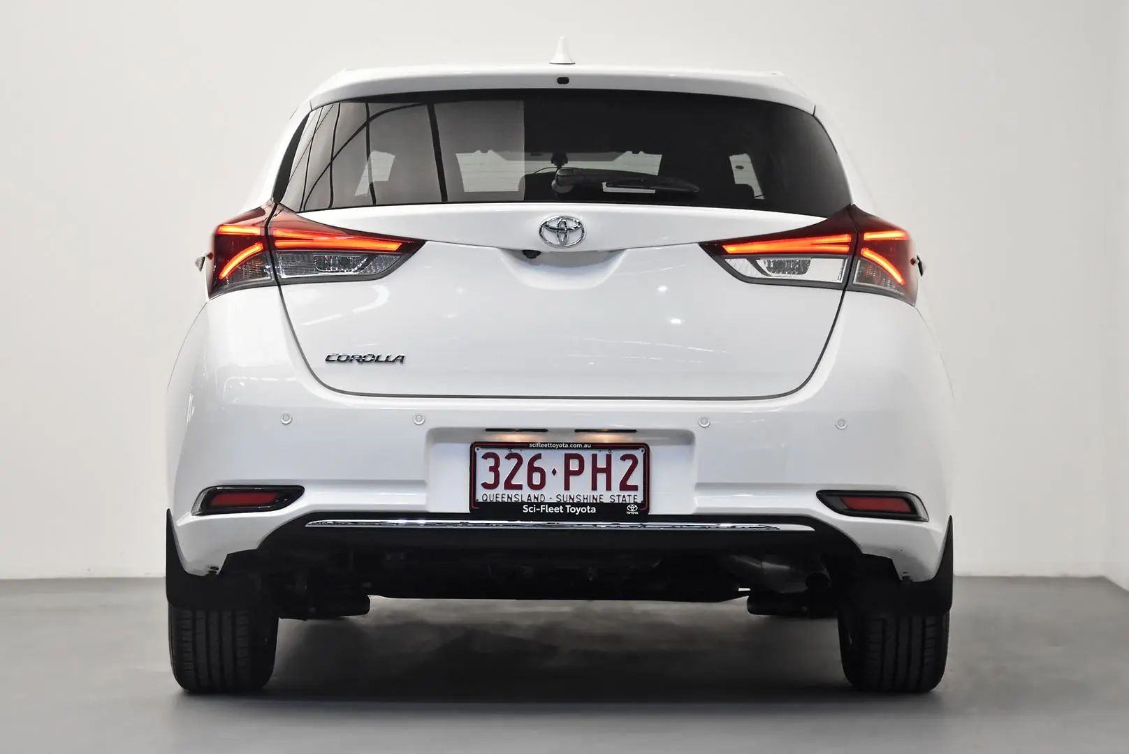 2017 Toyota Corolla Gallery Image 6