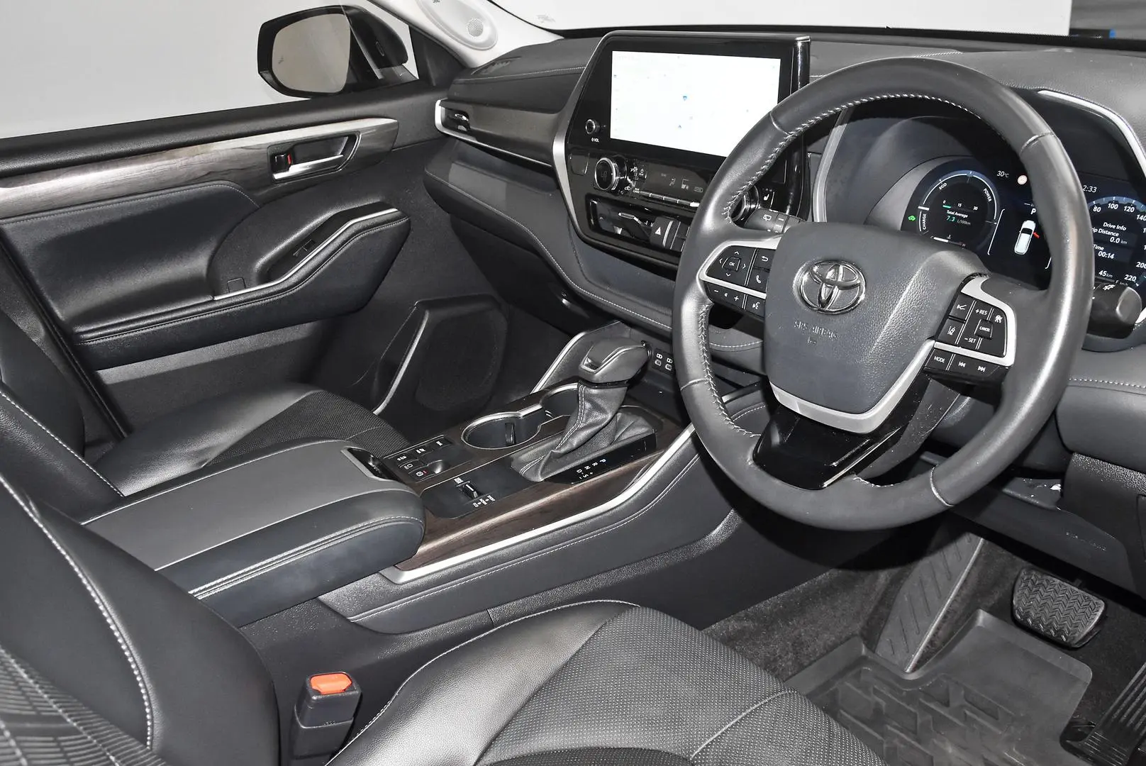 2024 Toyota Kluger Gallery Image 9