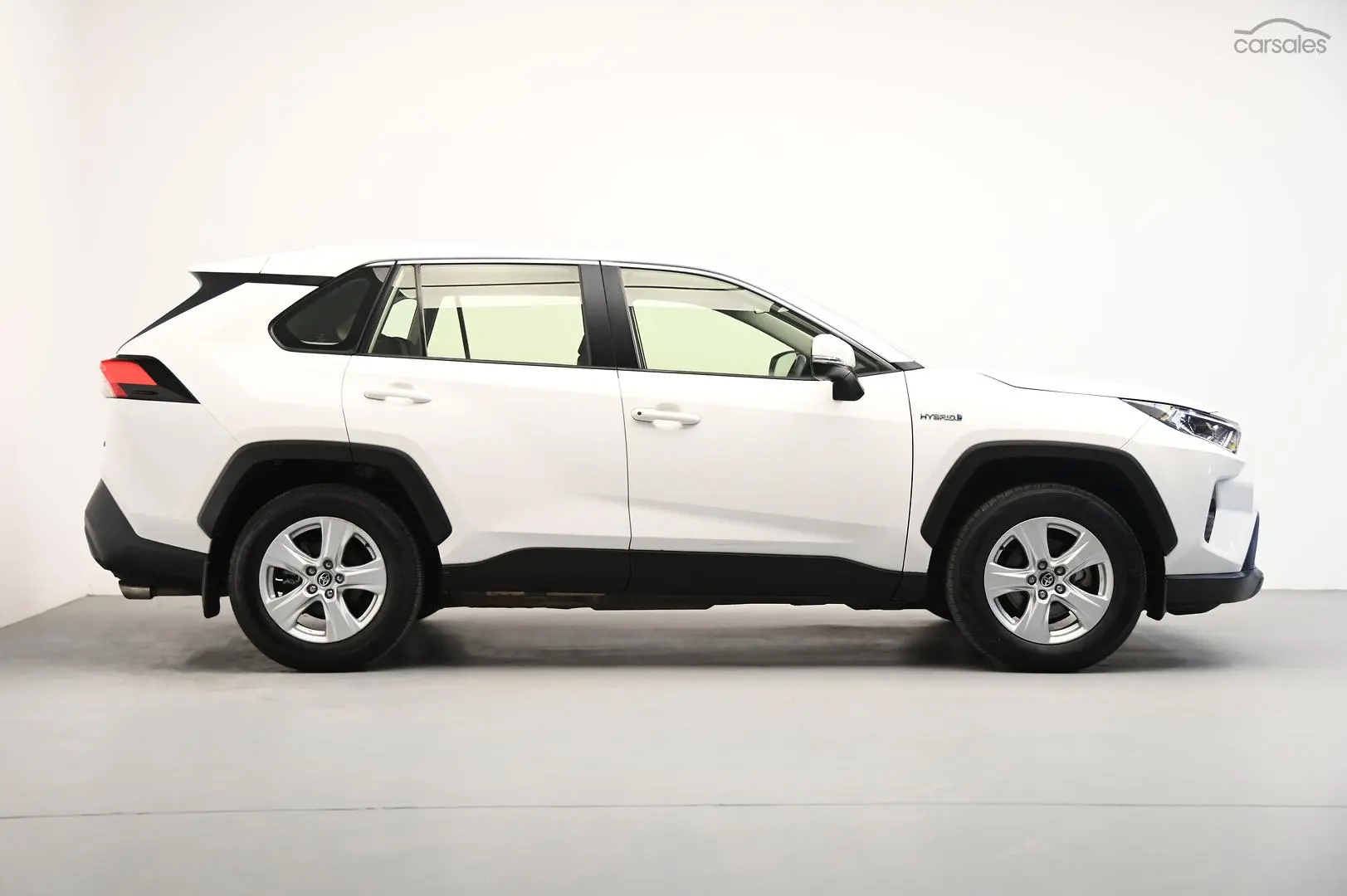 2020 Toyota RAV4 Image 3