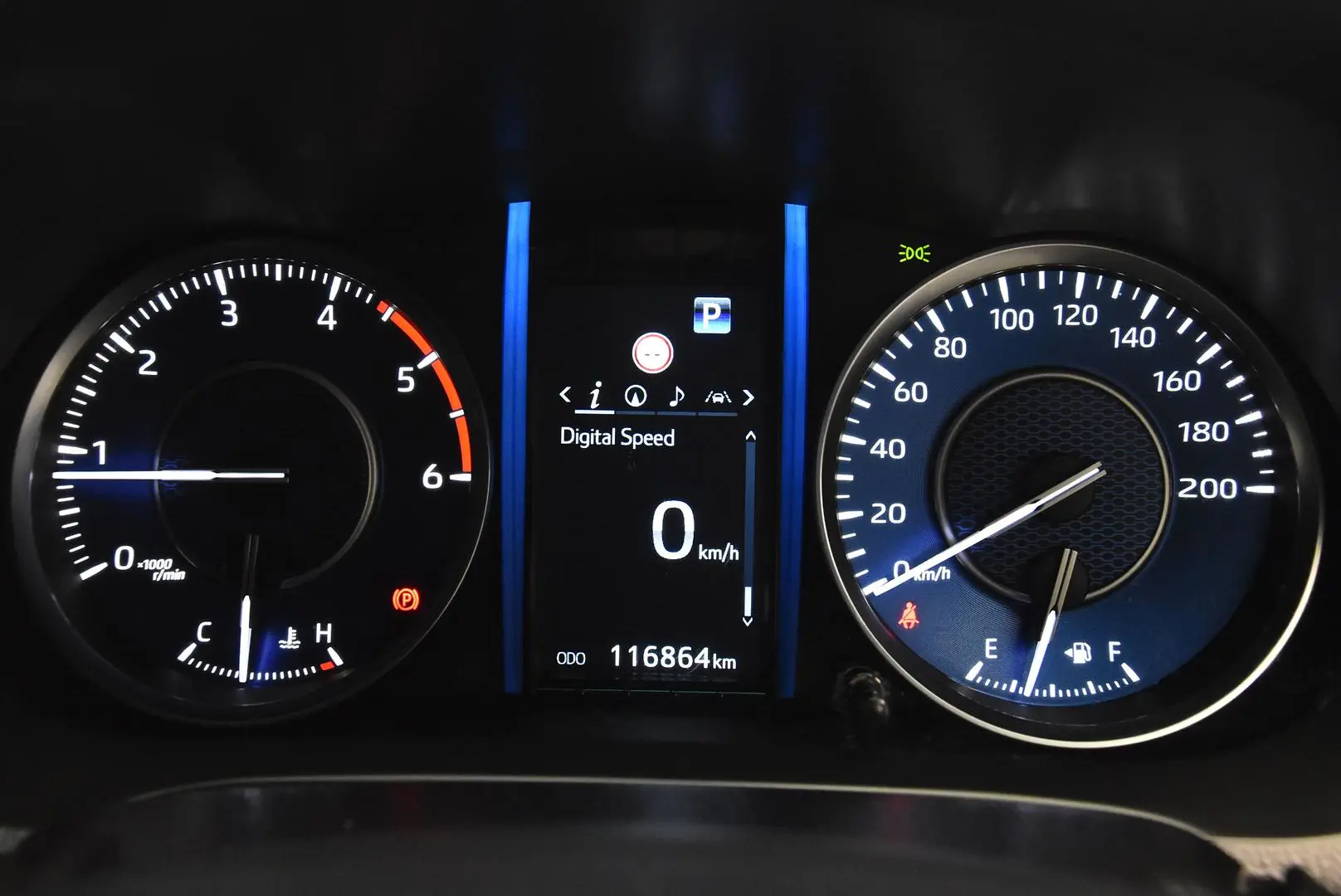 2022 Toyota Fortuner Gallery Image 9