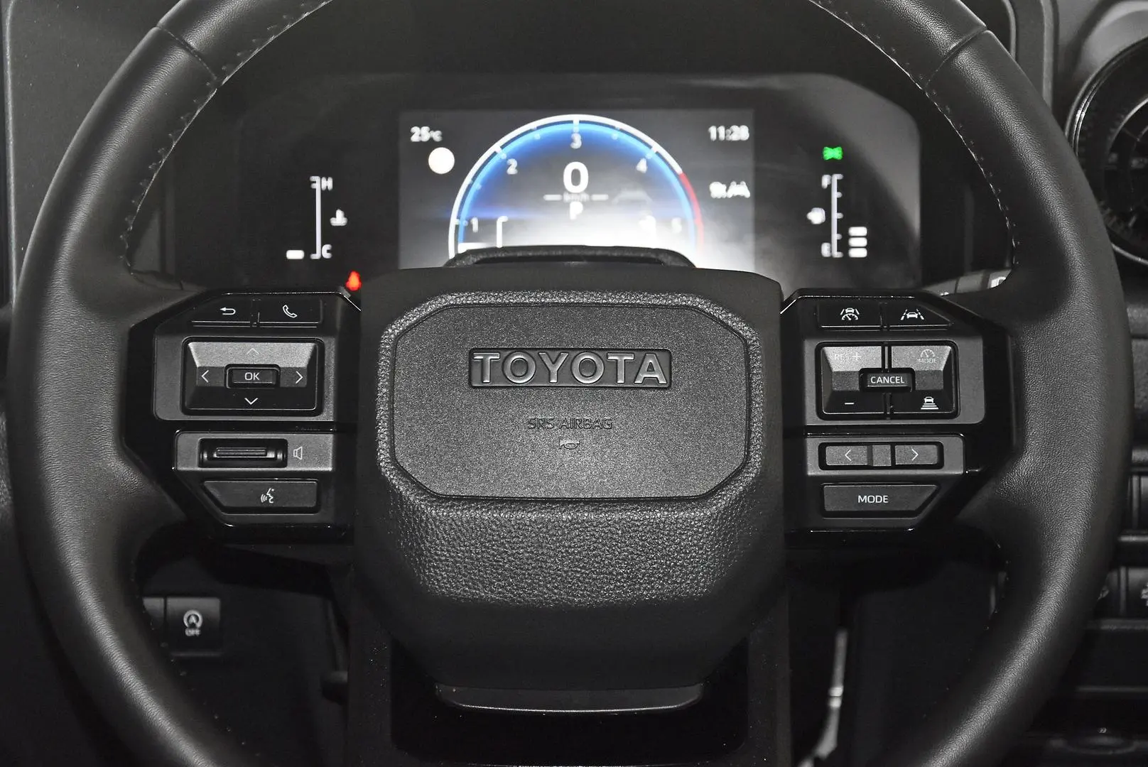 2025 Toyota Landcruiser Prado Gallery Image 16