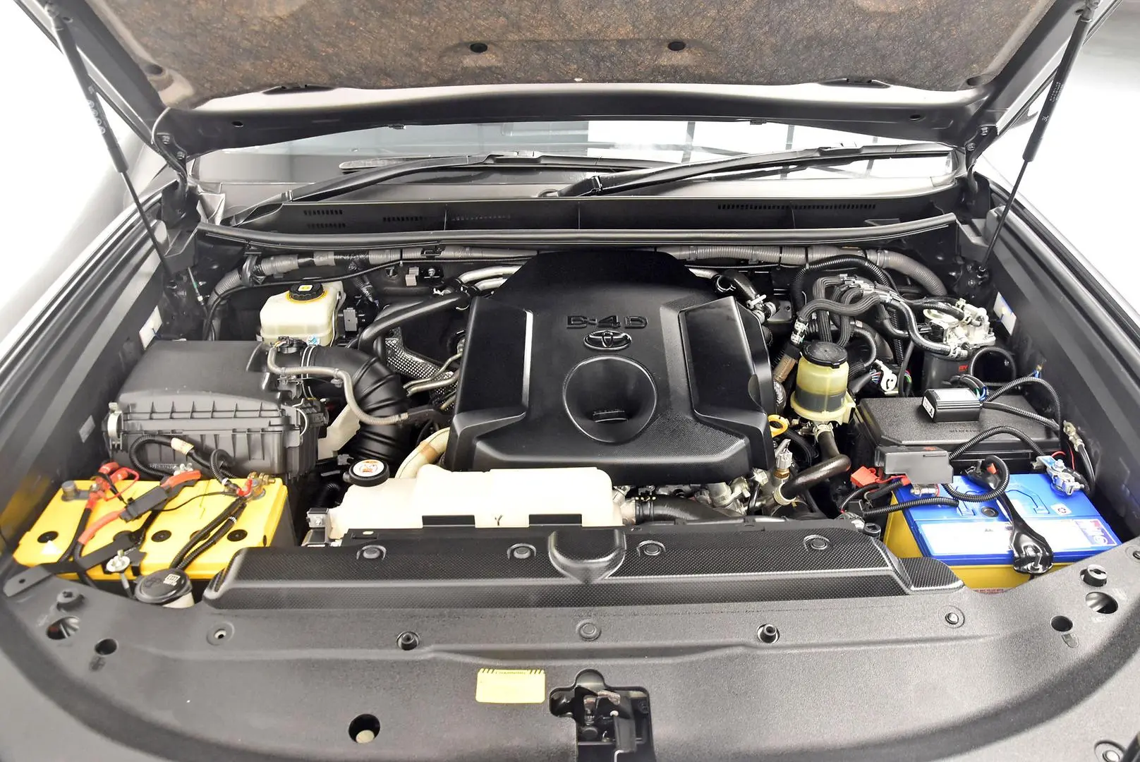 2021 Toyota Landcruiser Prado Gallery Image 21