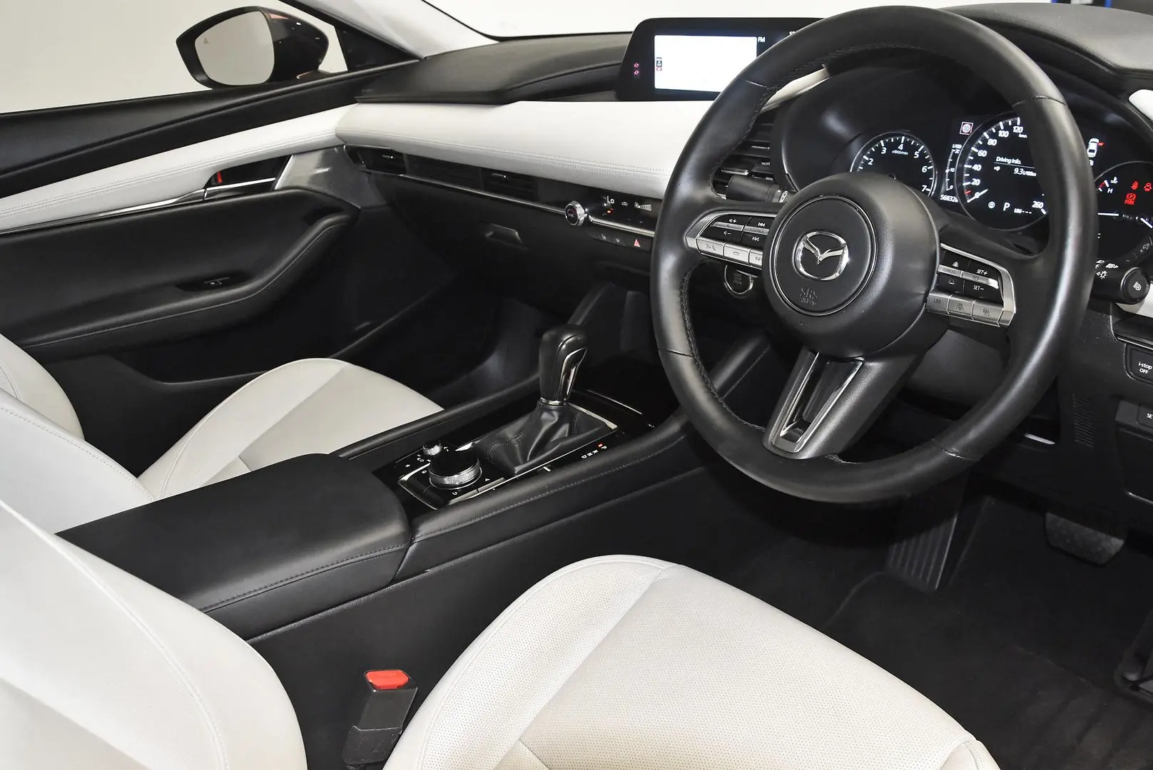 2021 Mazda 3 Gallery Image 8