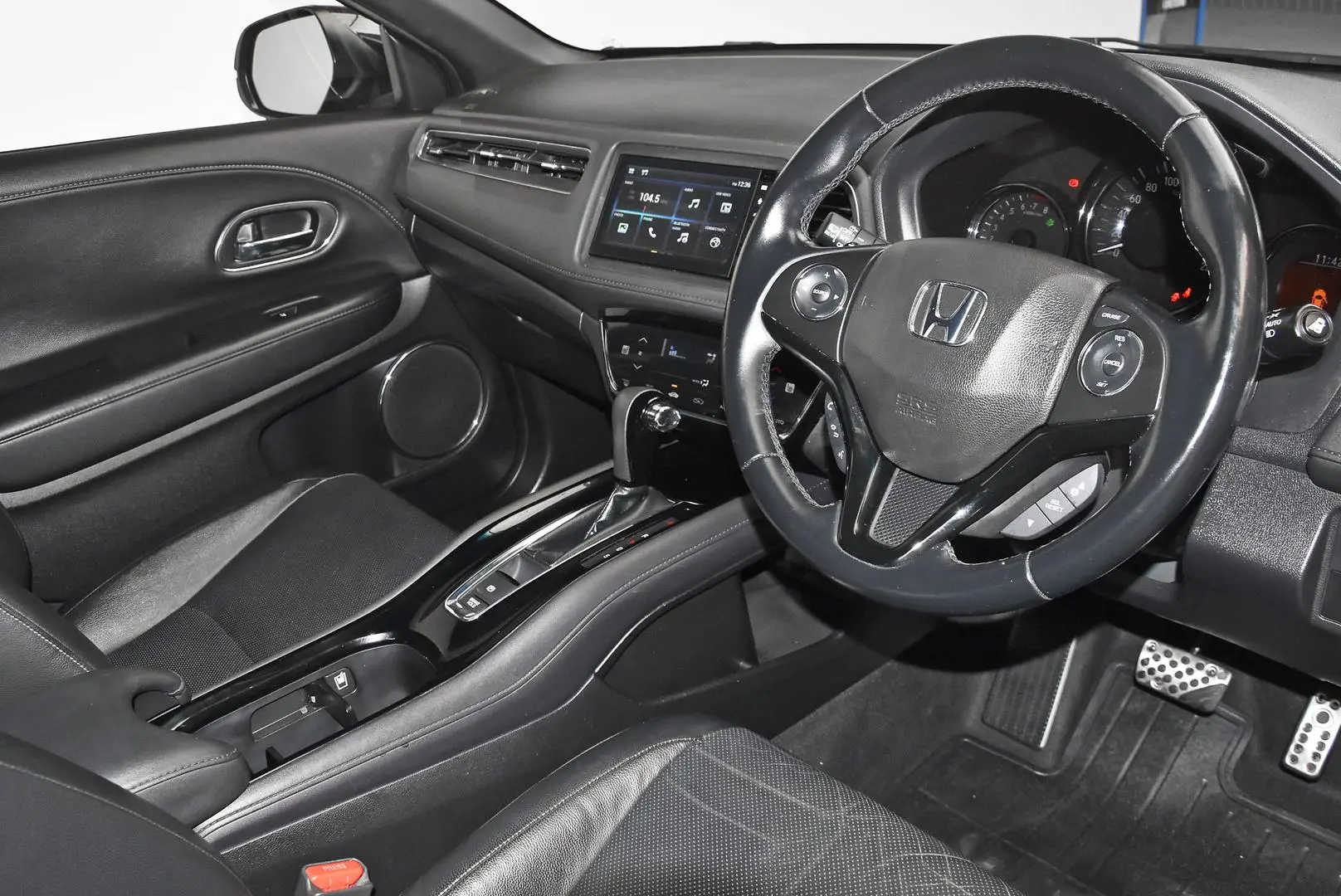 2020 Honda HR-V Gallery Image 9
