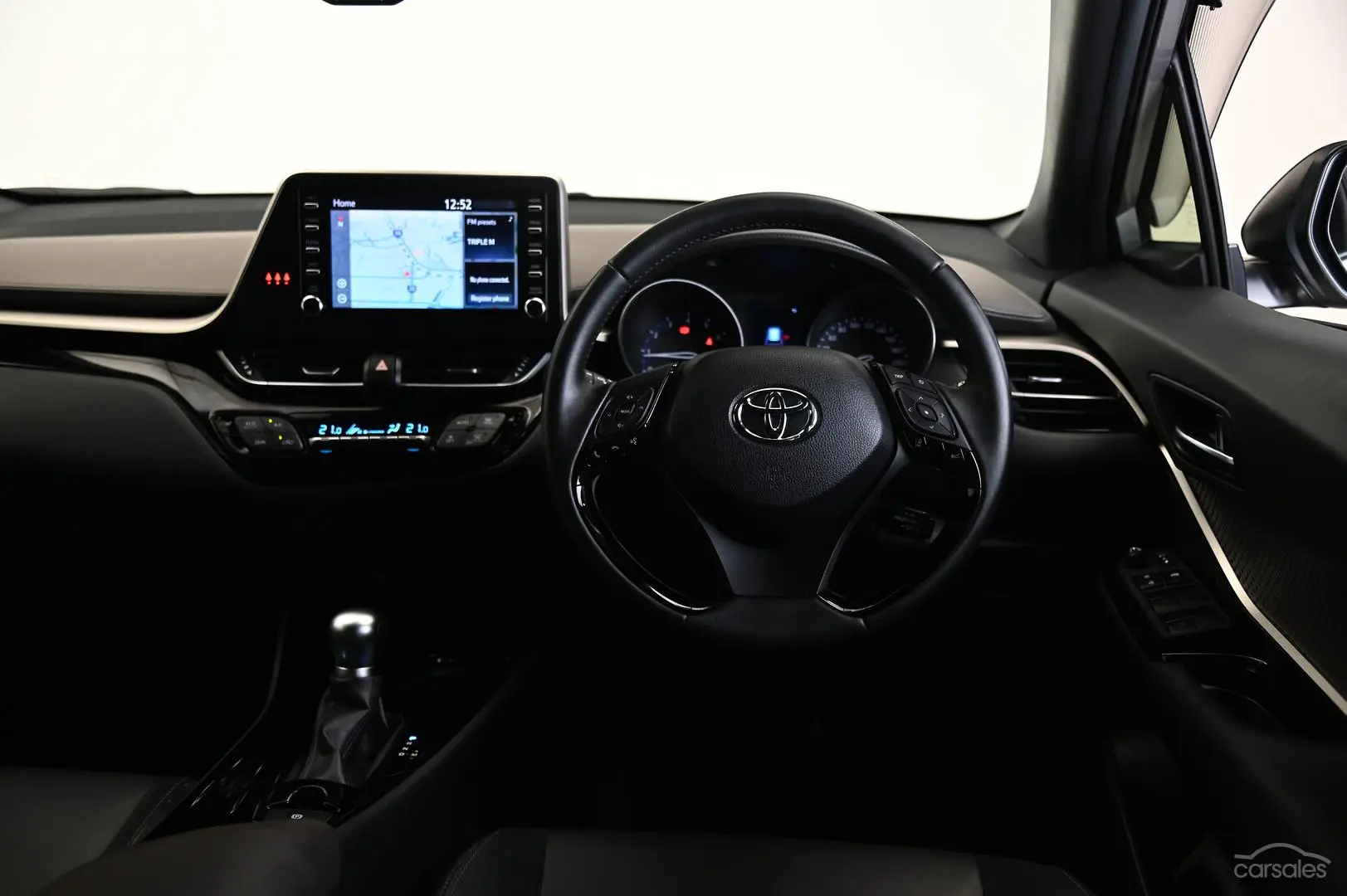 2021 Toyota C-HR Image 9