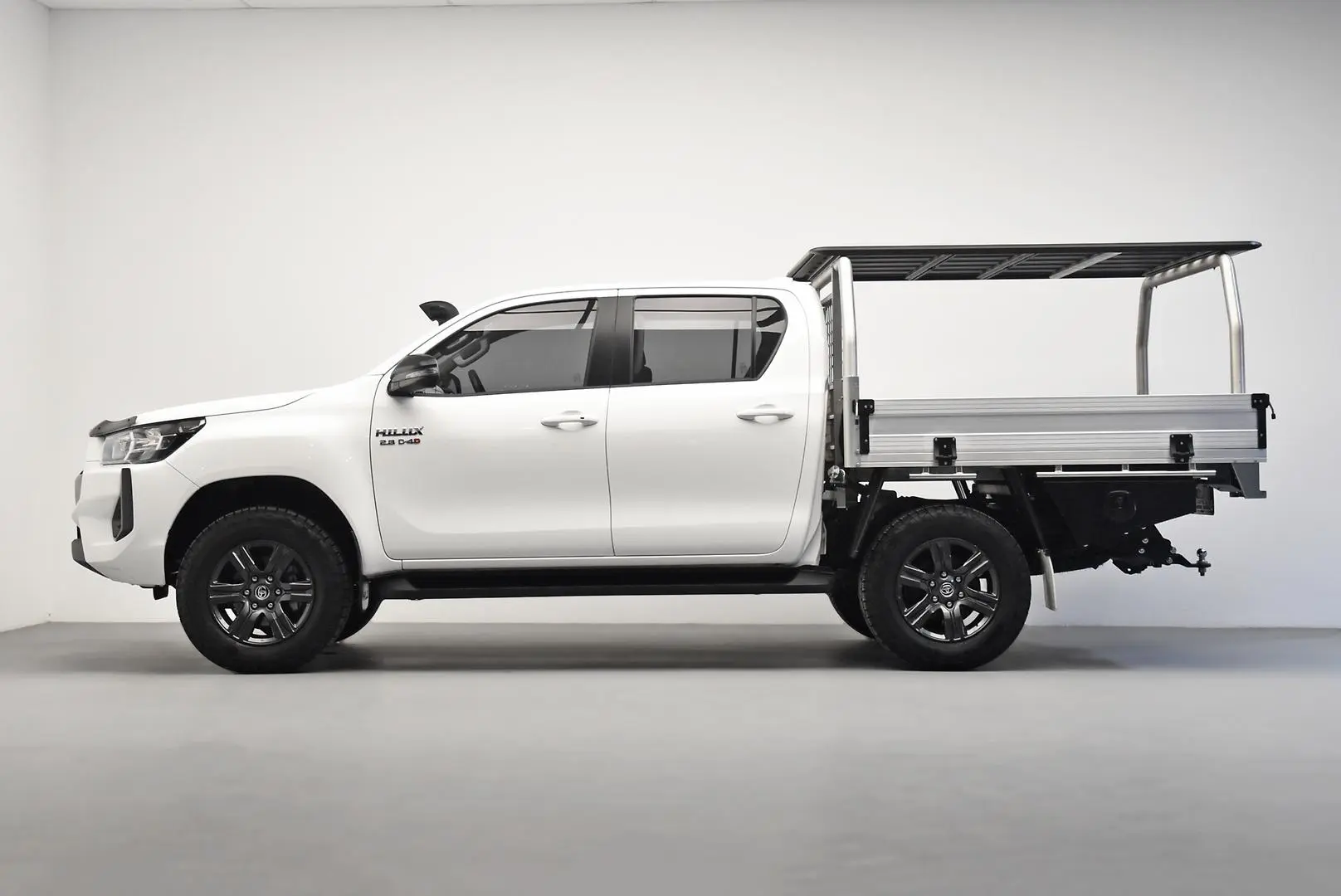 2024 Toyota Hilux Gallery Image 4