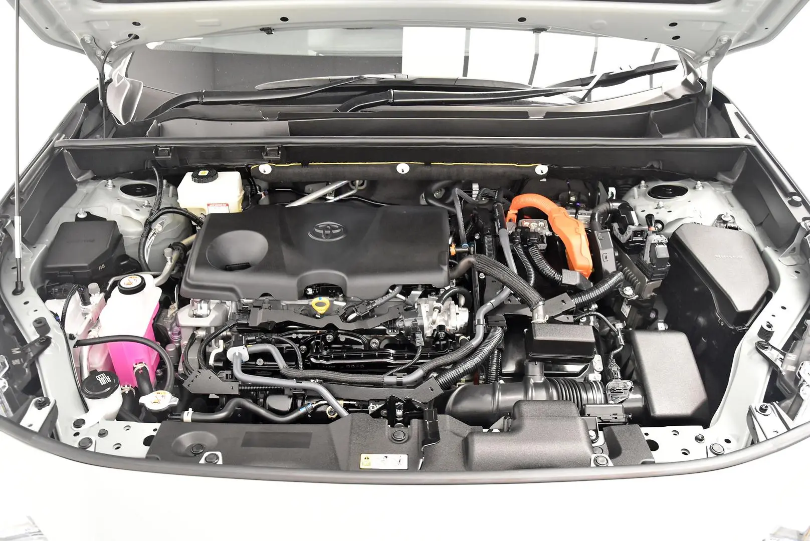 2024 Toyota RAV4 Gallery Image 24