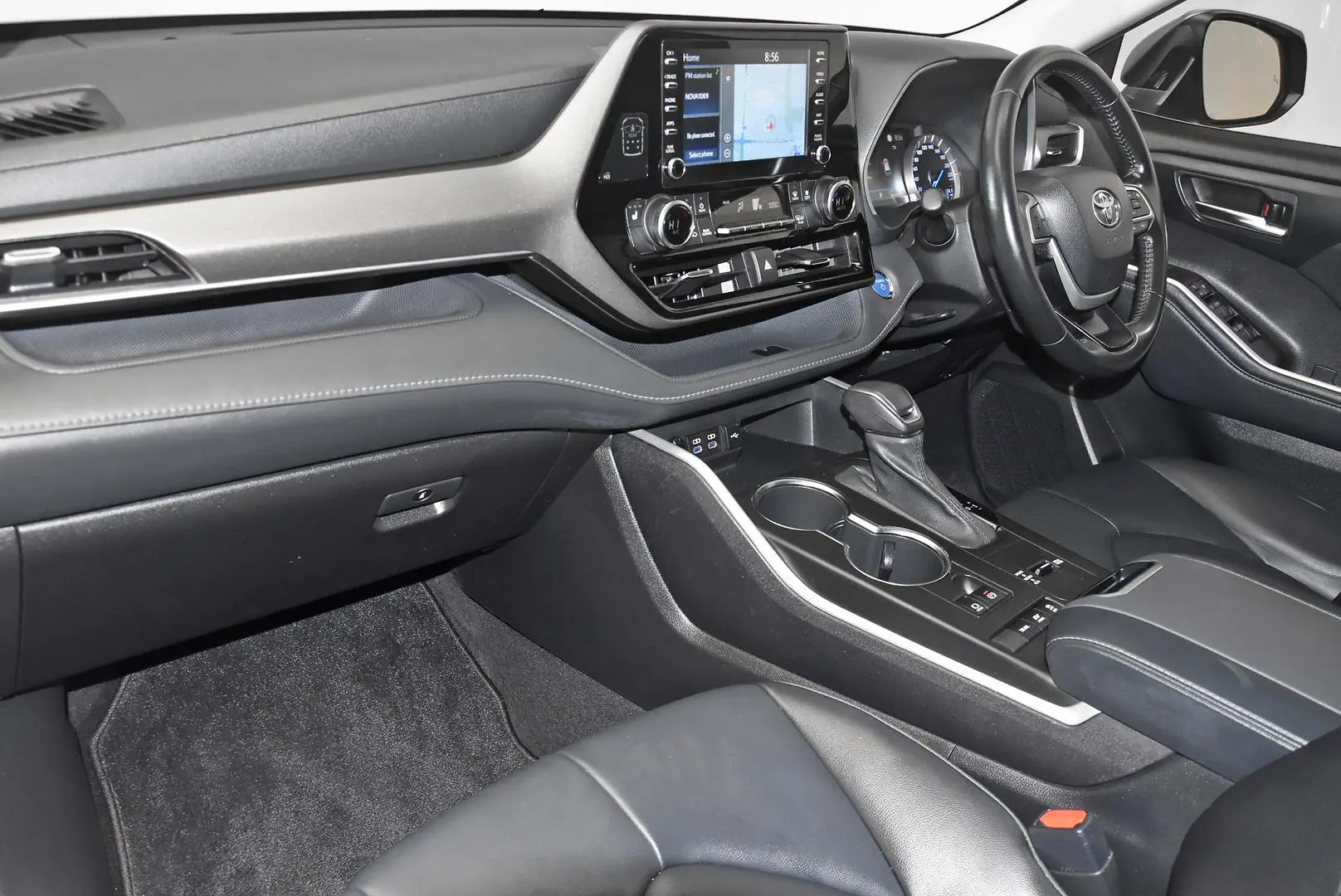 2022 Toyota Kluger Gallery Image 17