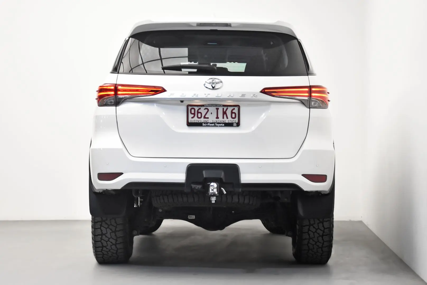 2023 Toyota Fortuner Gallery Image 6