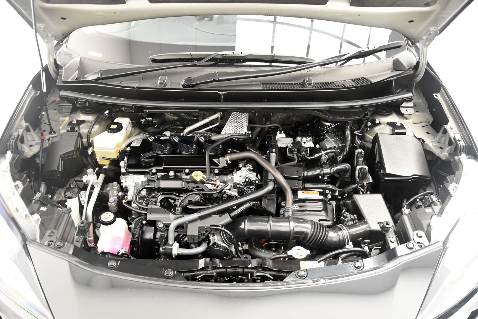 2022 Toyota Yaris Cross Gallery Image 22