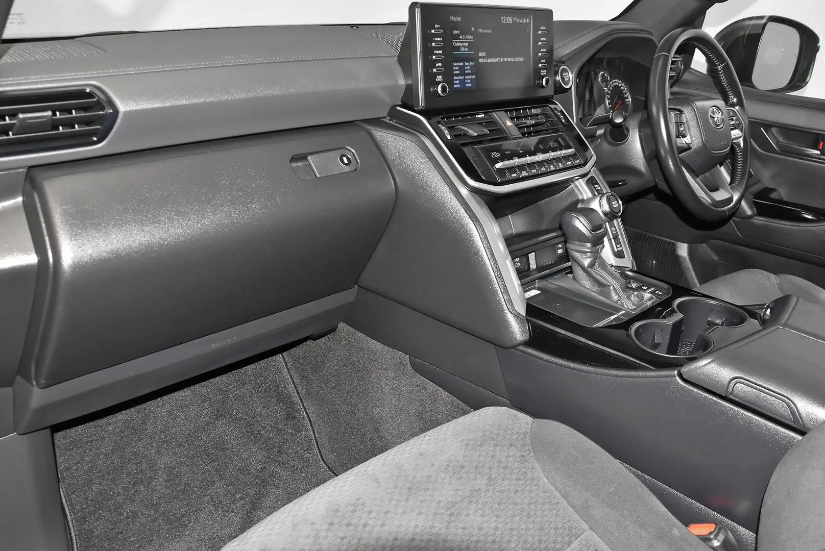 2023 Toyota Landcruiser Gallery Image 15