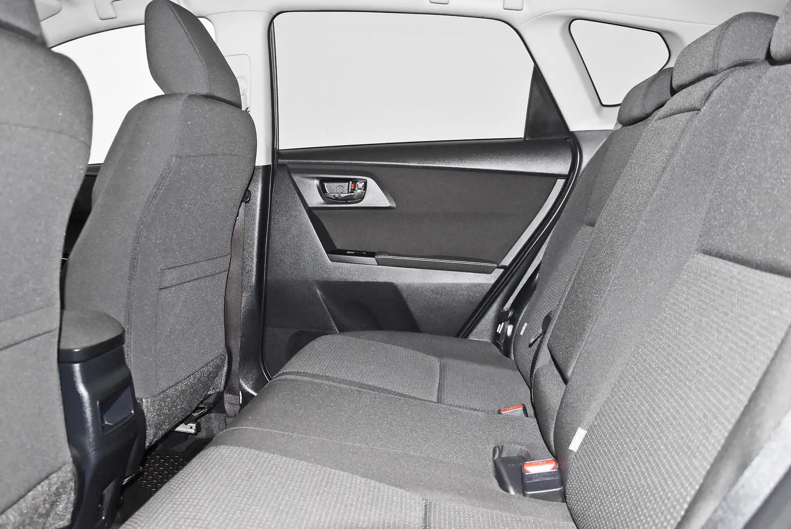 2013 Toyota Corolla Gallery Image 18