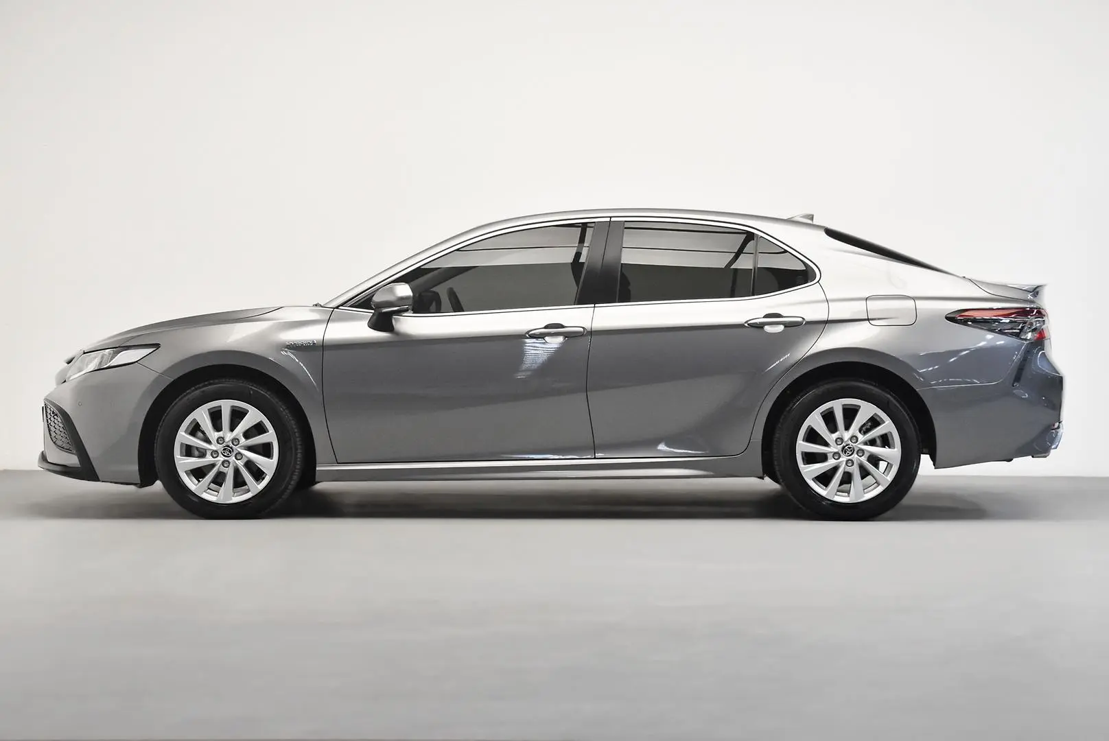 2024 Toyota Camry Gallery Image 4