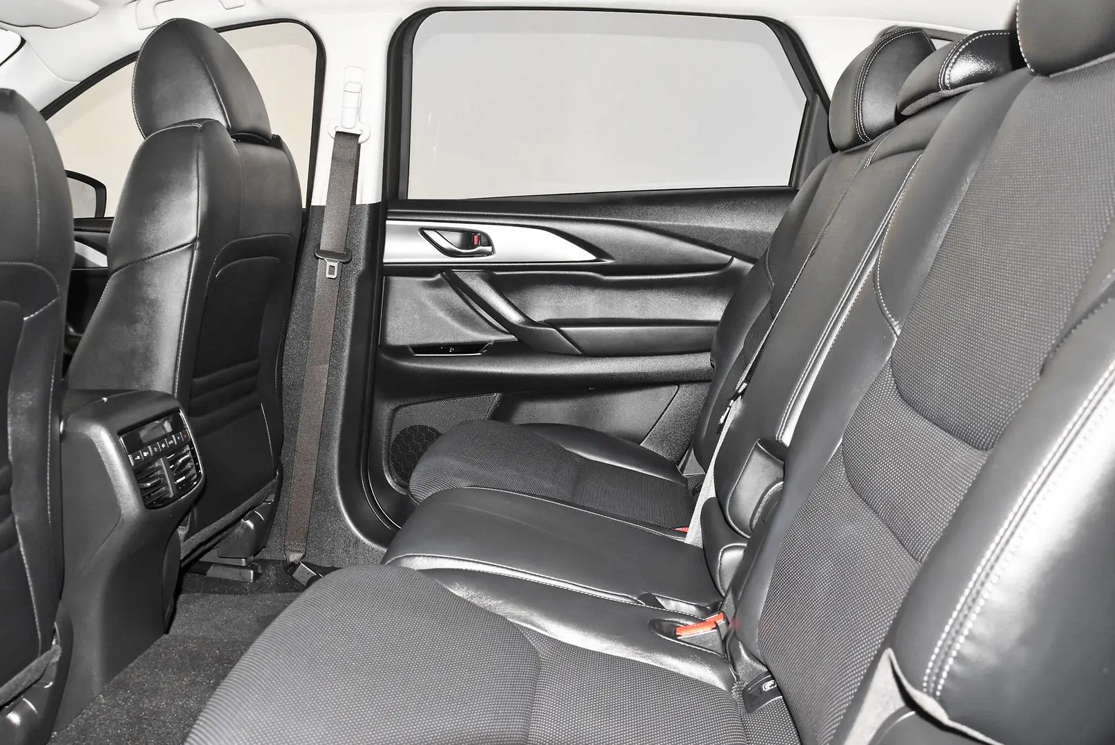 2023 Mazda CX-9 Gallery Image 16