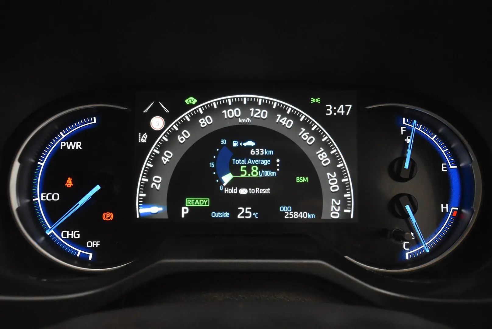 2025 Toyota RAV4 Gallery Image 11