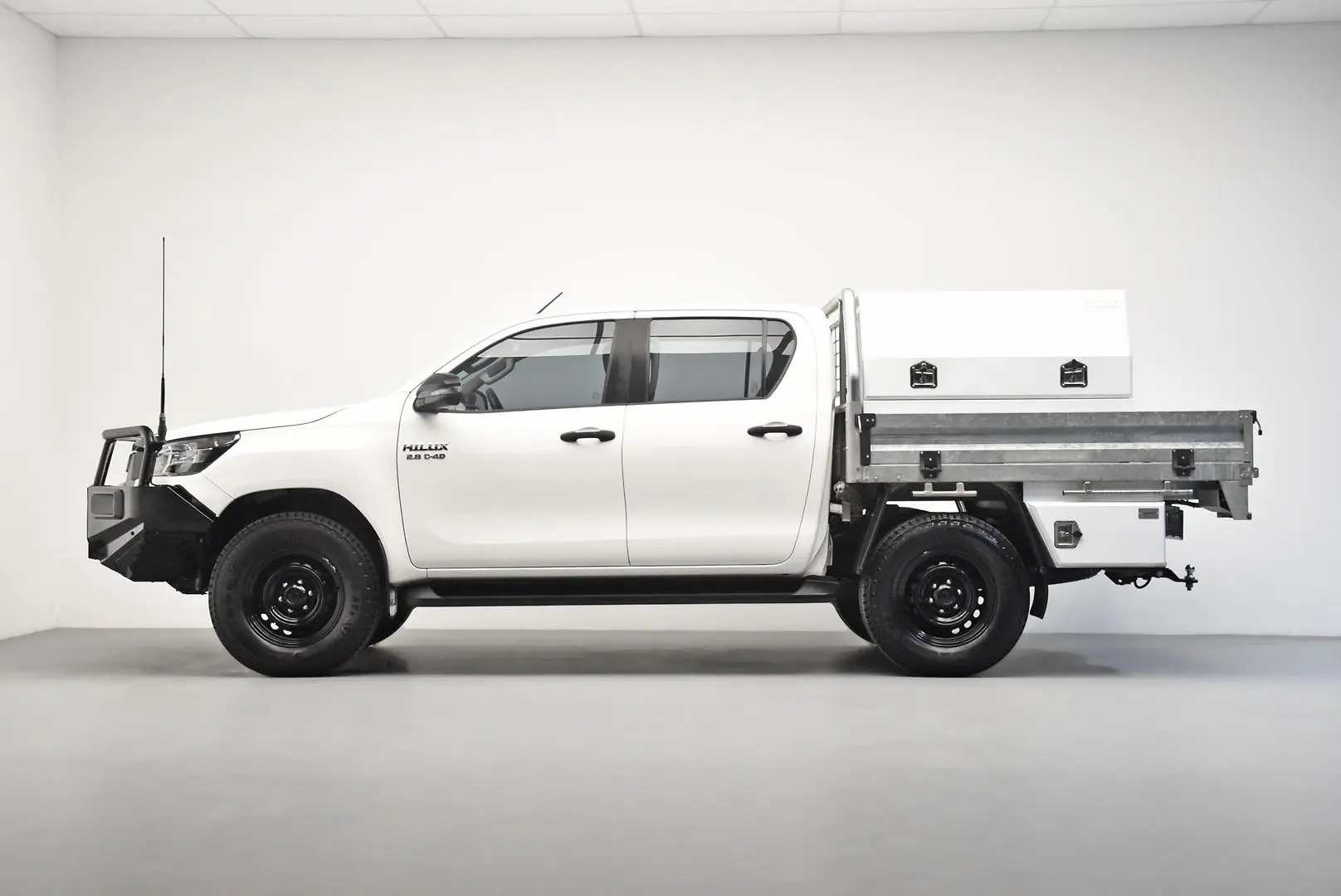 2020 Toyota Hilux Gallery Image 4