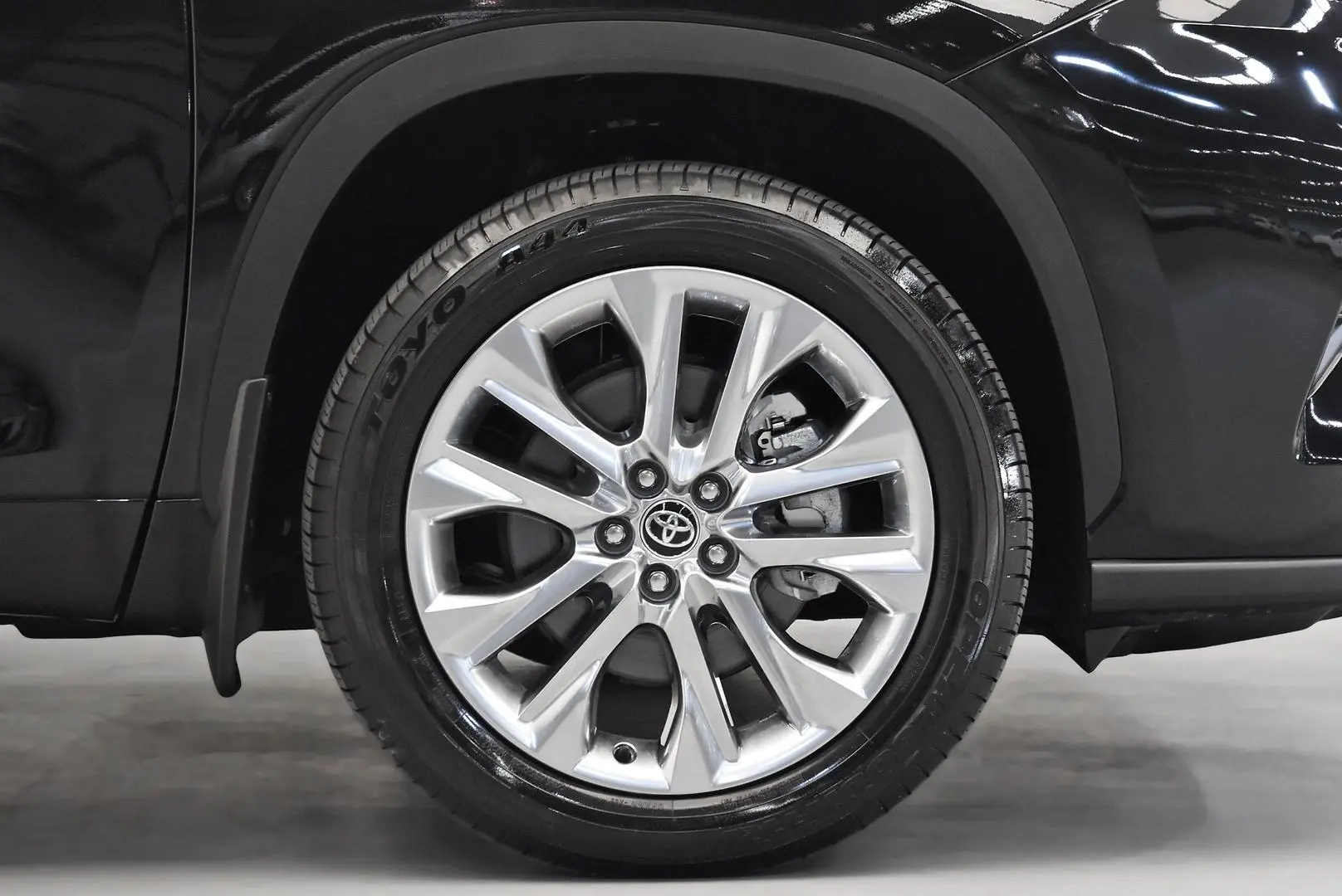 2024 Toyota Kluger Gallery Image 25