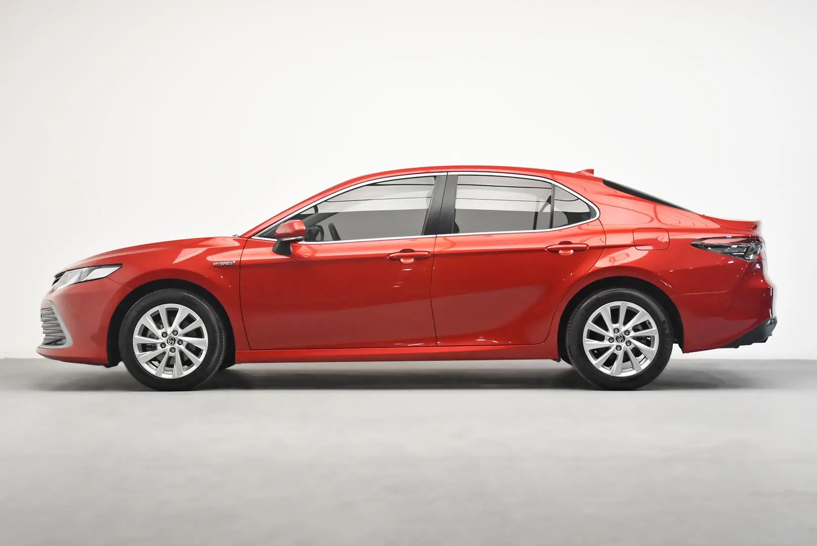 2022 Toyota Camry Gallery Image 4