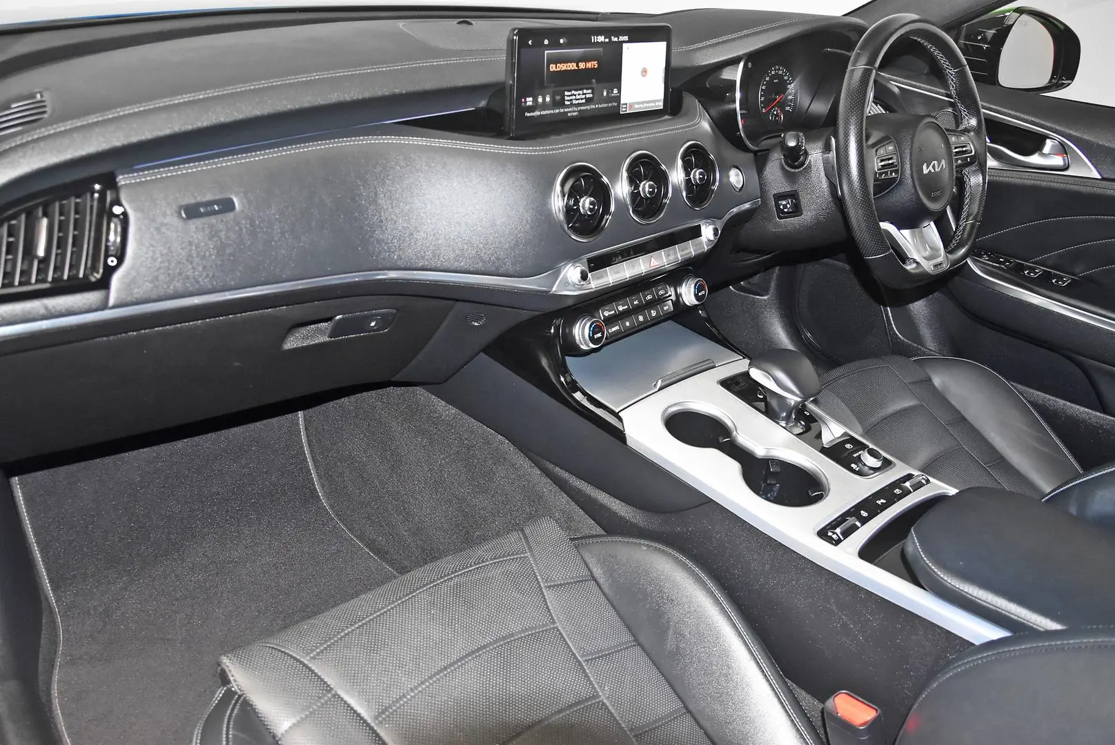 2022 Kia Stinger Gallery Image 16
