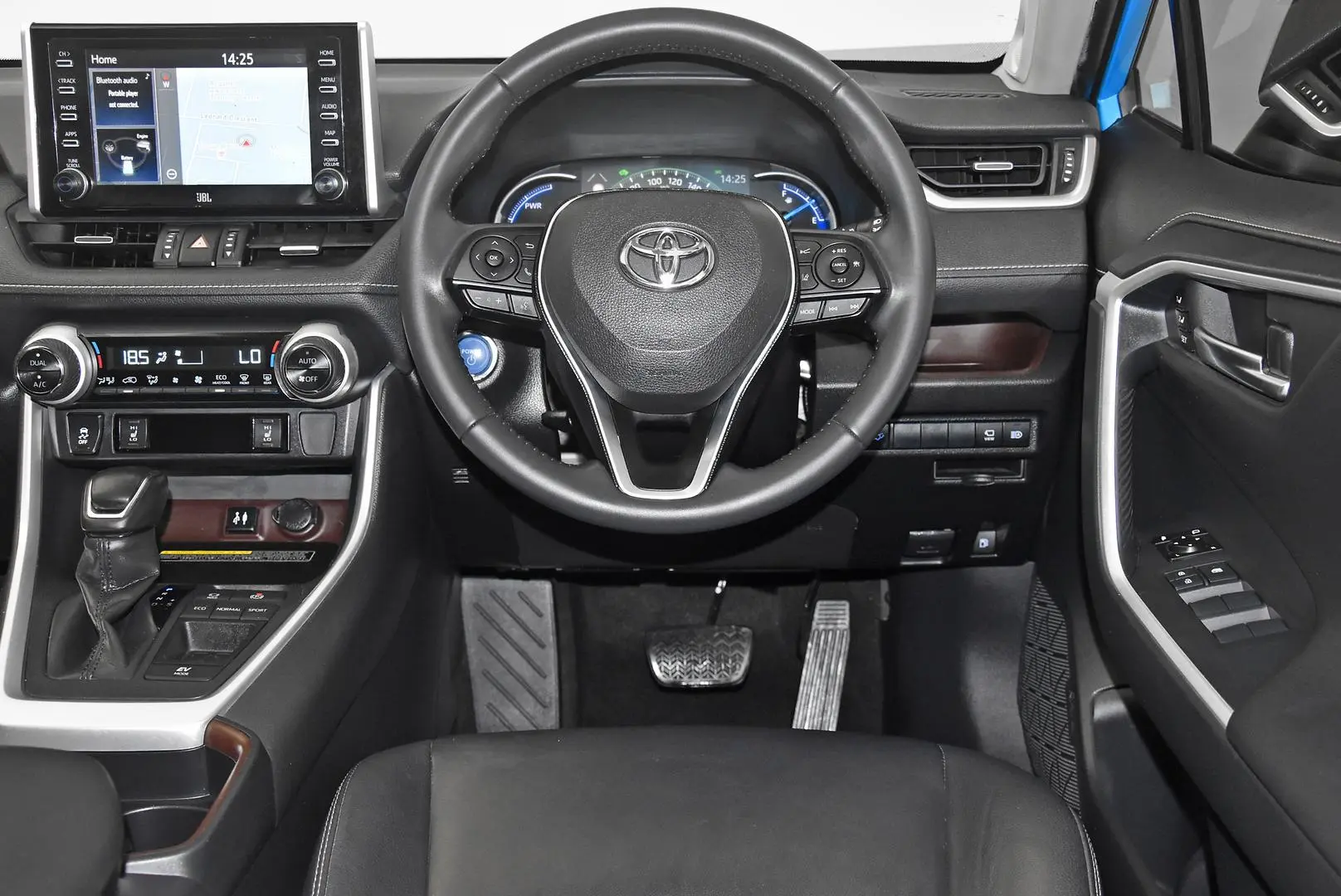 2019 Toyota RAV4 Gallery Image 15