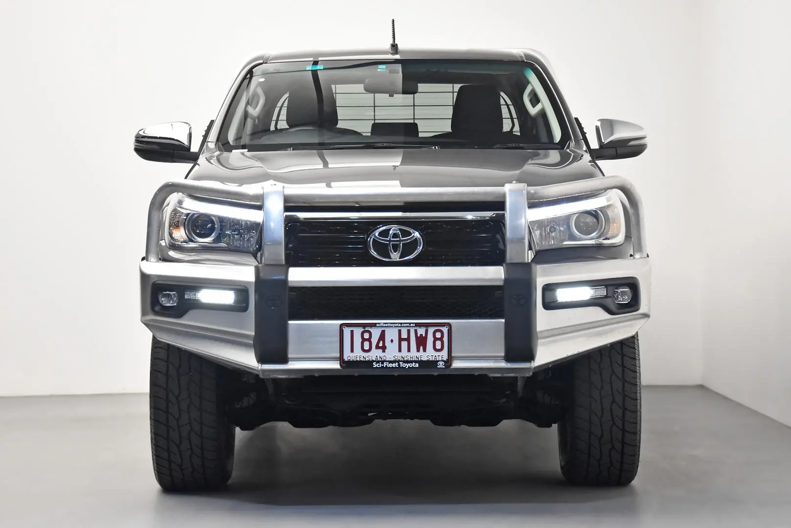 2019 Toyota Hilux Gallery Image 2