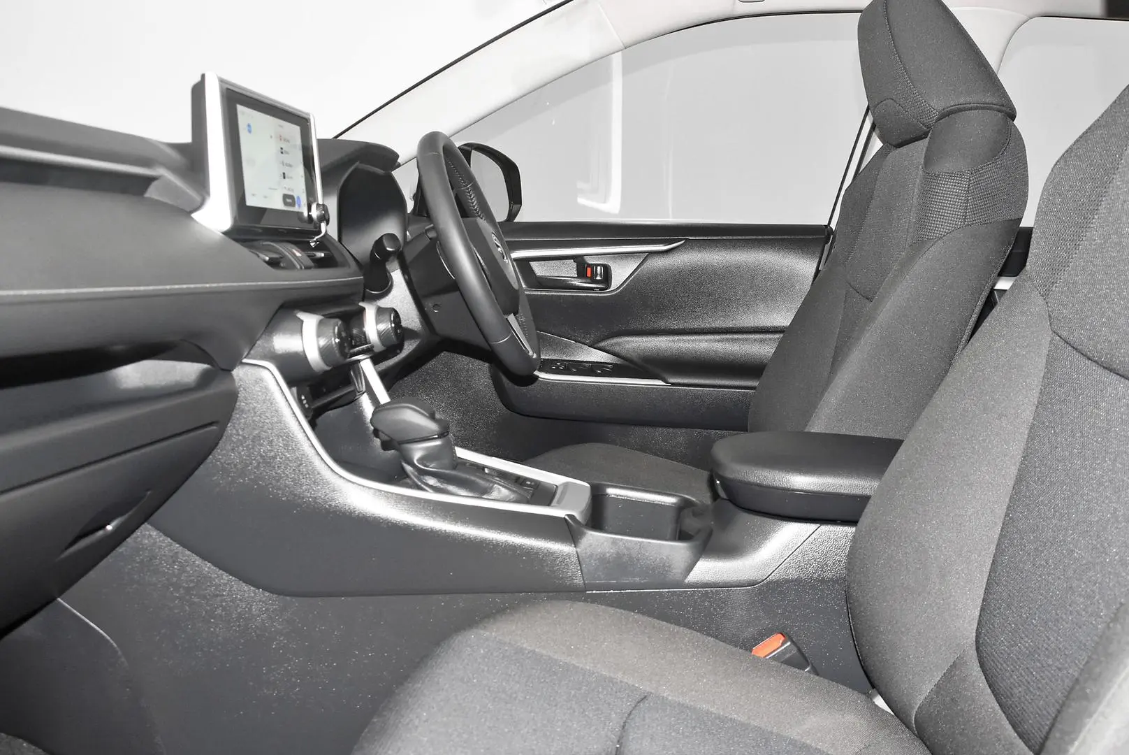 2024 Toyota RAV4 Gallery Image 18