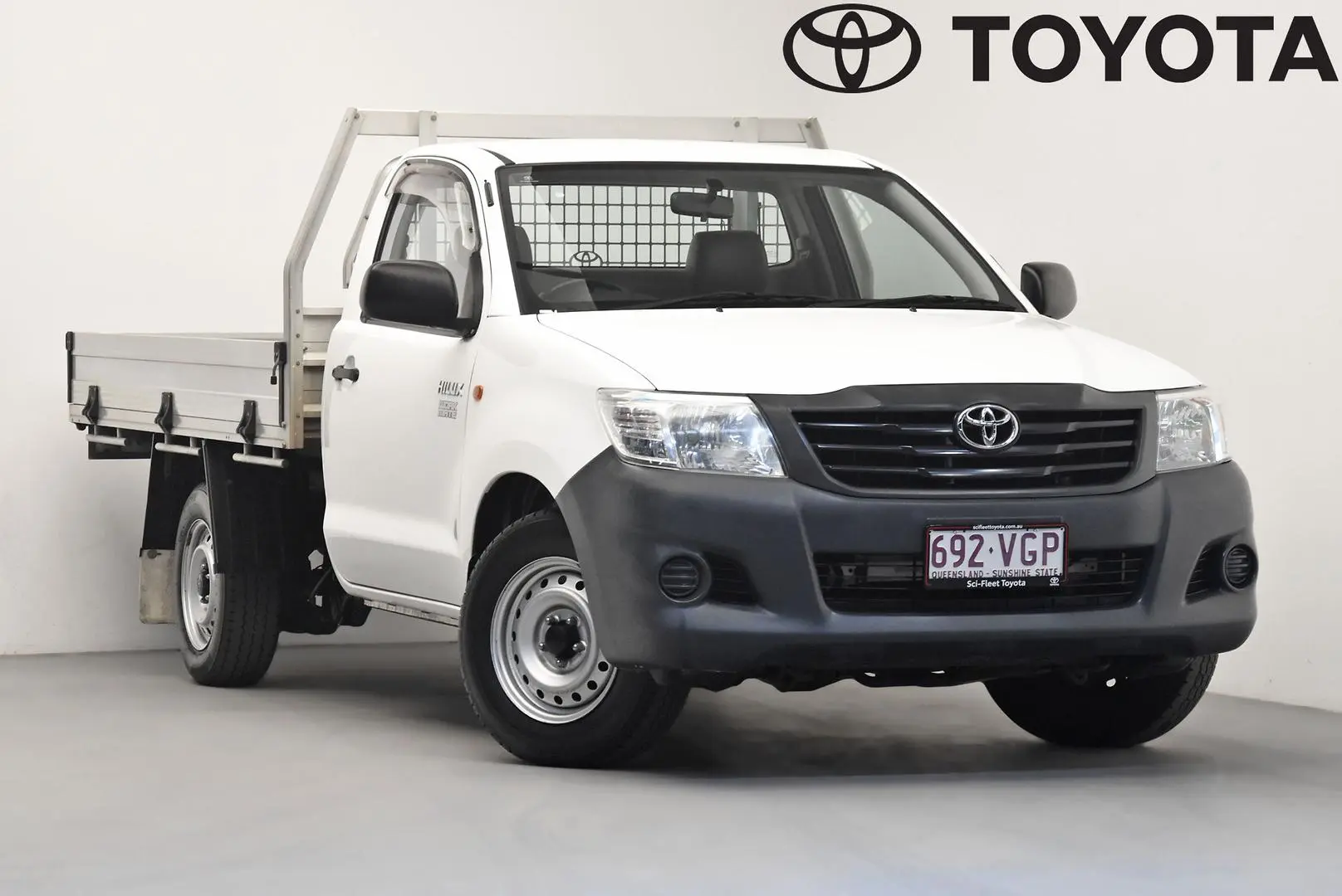 2014 Toyota Hilux Gallery Image 1
