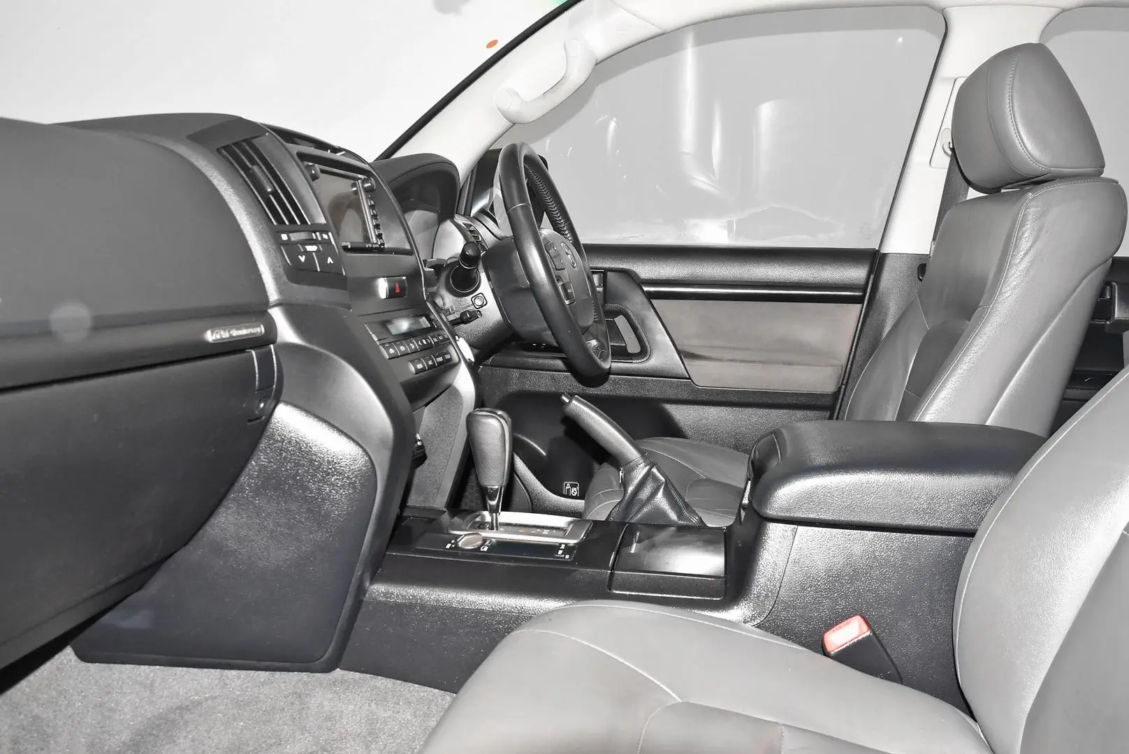 2010 Toyota Landcruiser Gallery Image 16