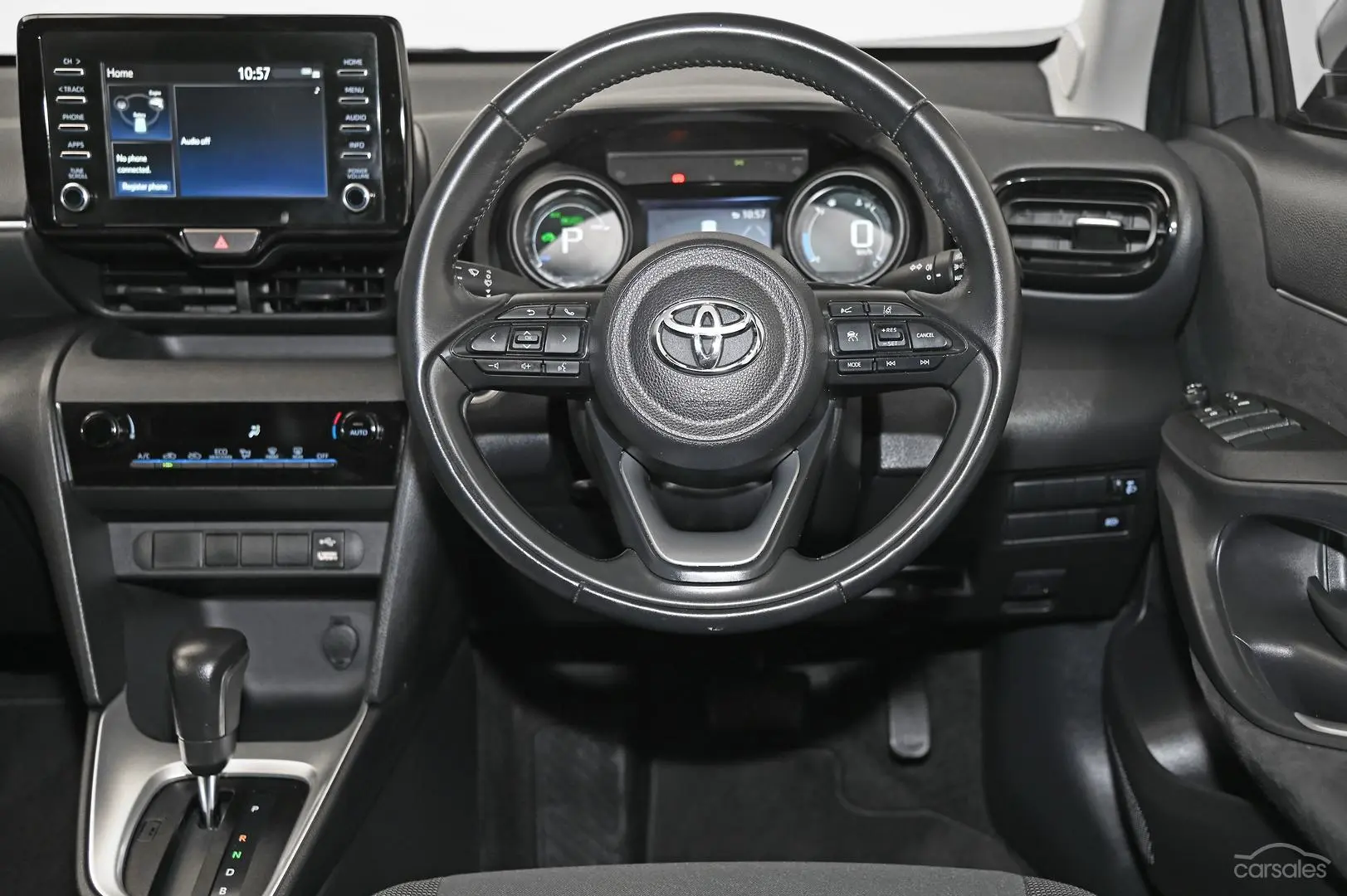 2023 Toyota Yaris Cross Image 15