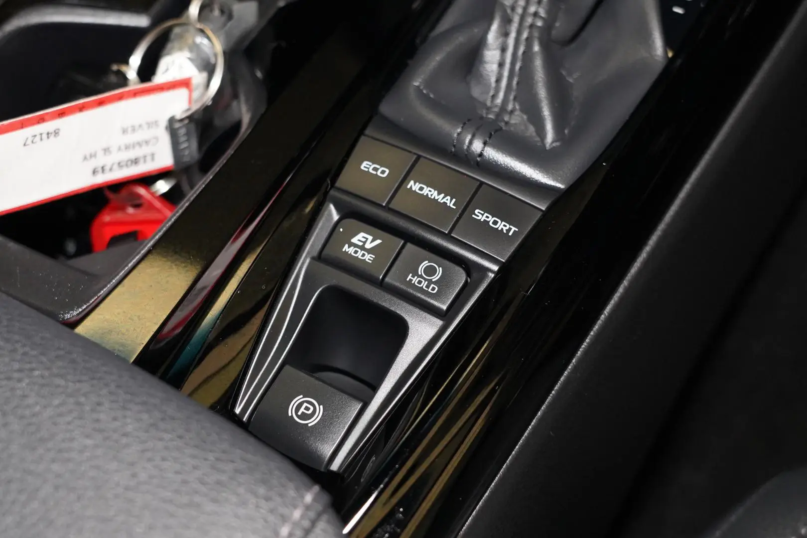 2024 Toyota Camry Gallery Image 13