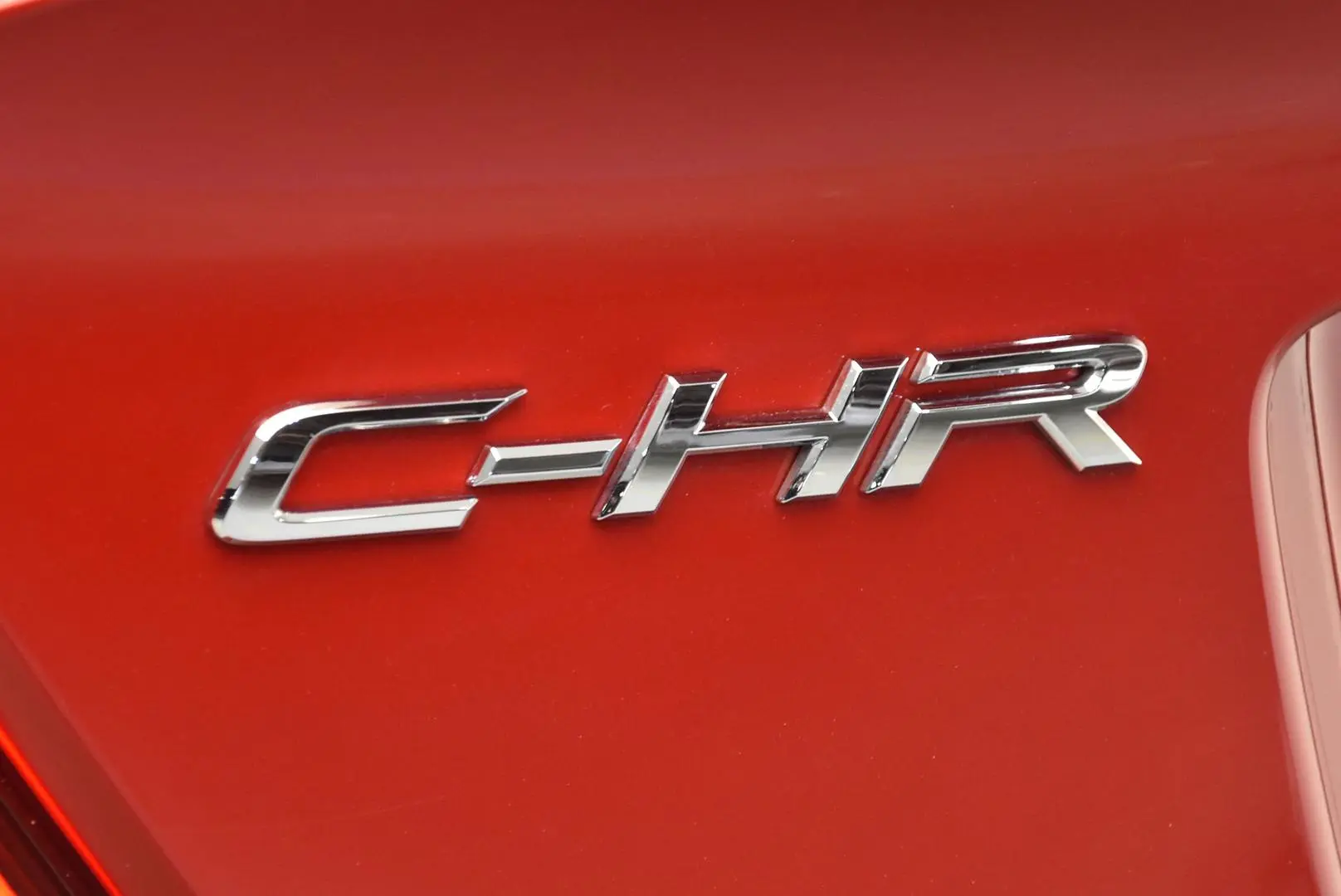 2021 Toyota C-HR Gallery Image 7