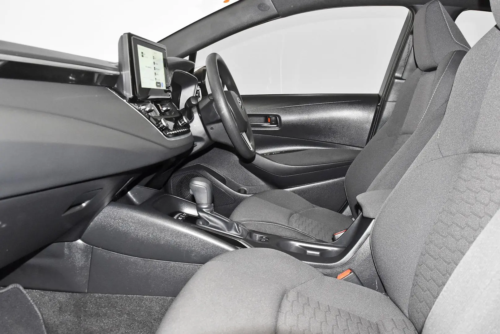 2025 Toyota Corolla Gallery Image 18