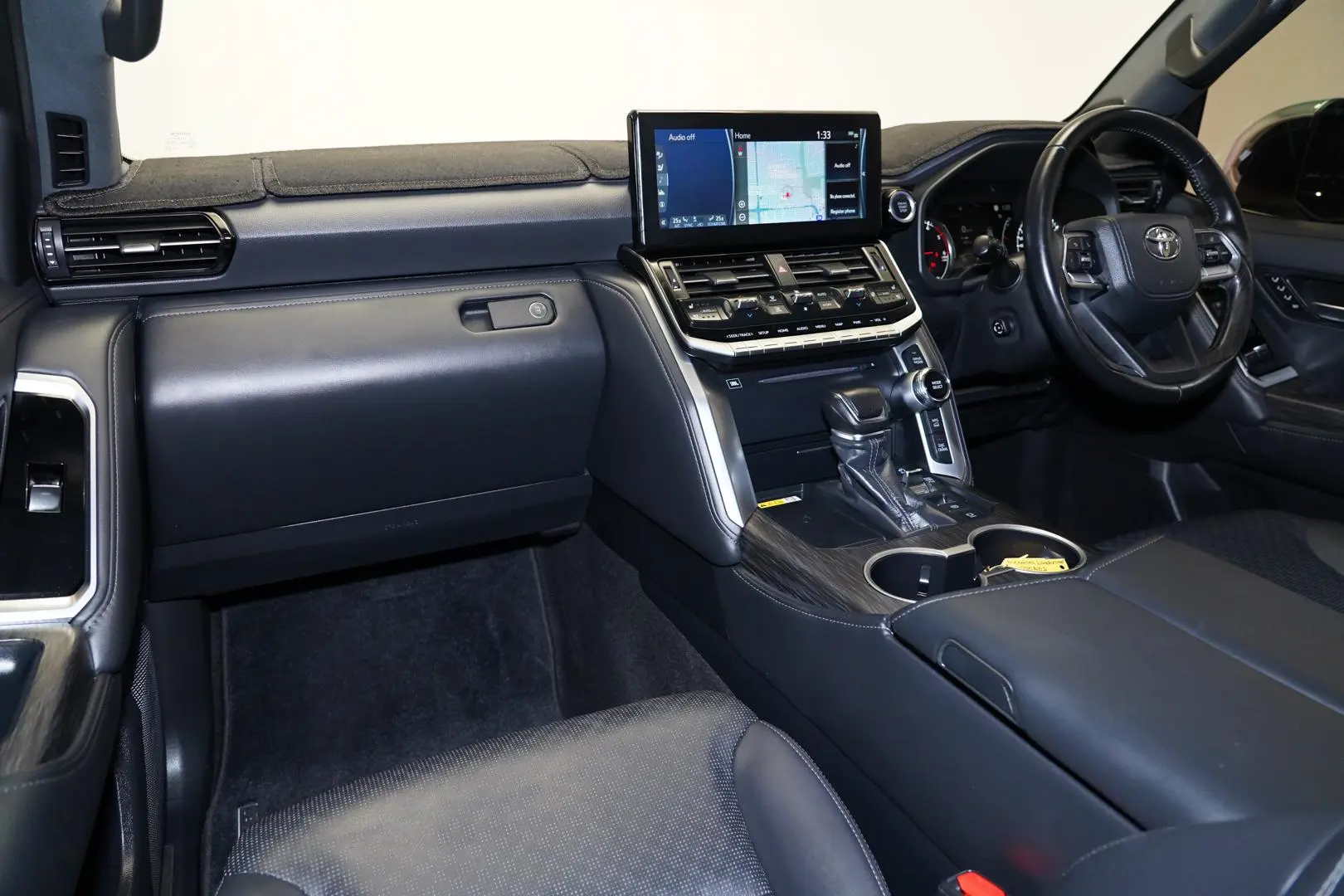 2024 Toyota Landcruiser Gallery Image 7
