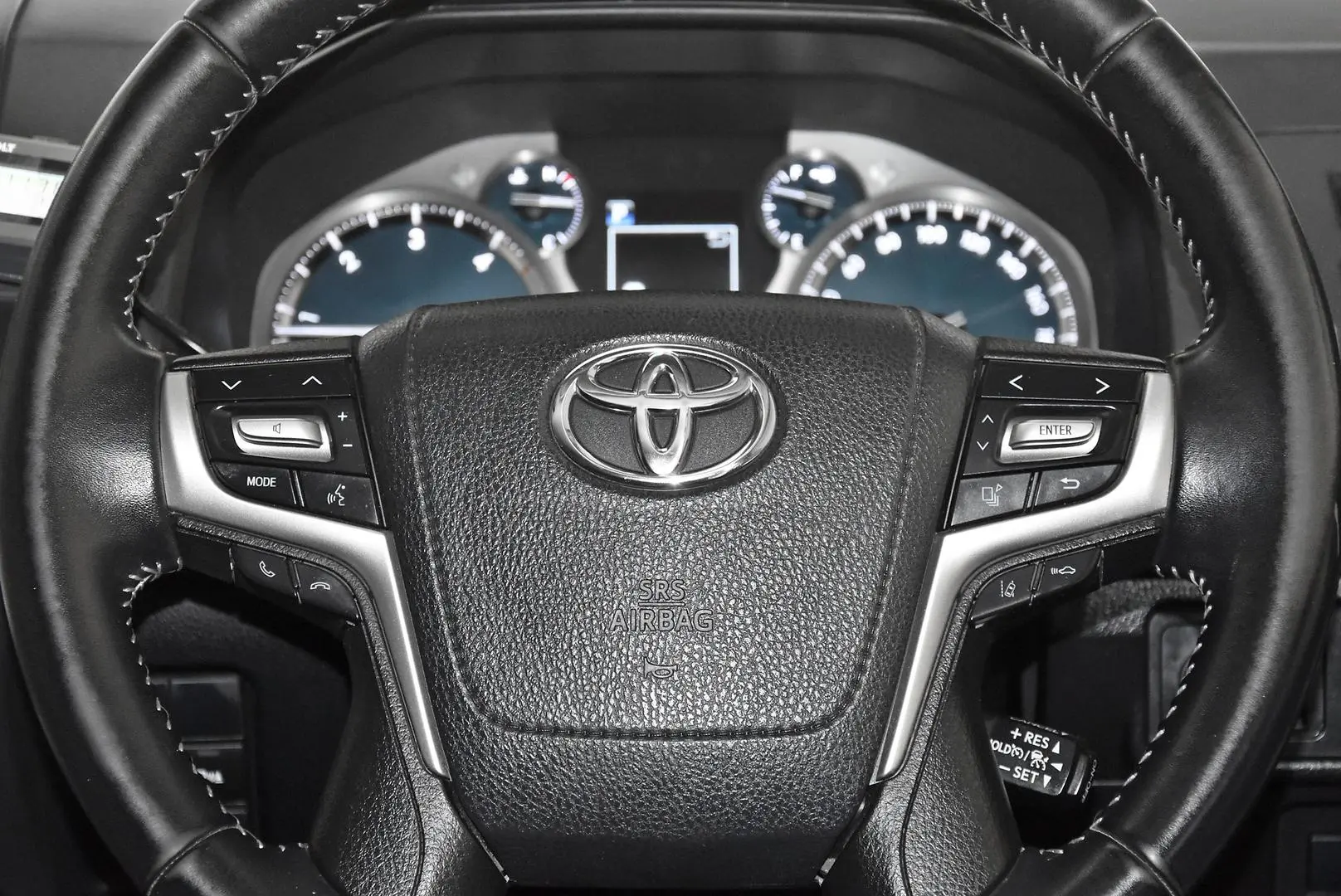 2017 Toyota Landcruiser Prado Gallery Image 14