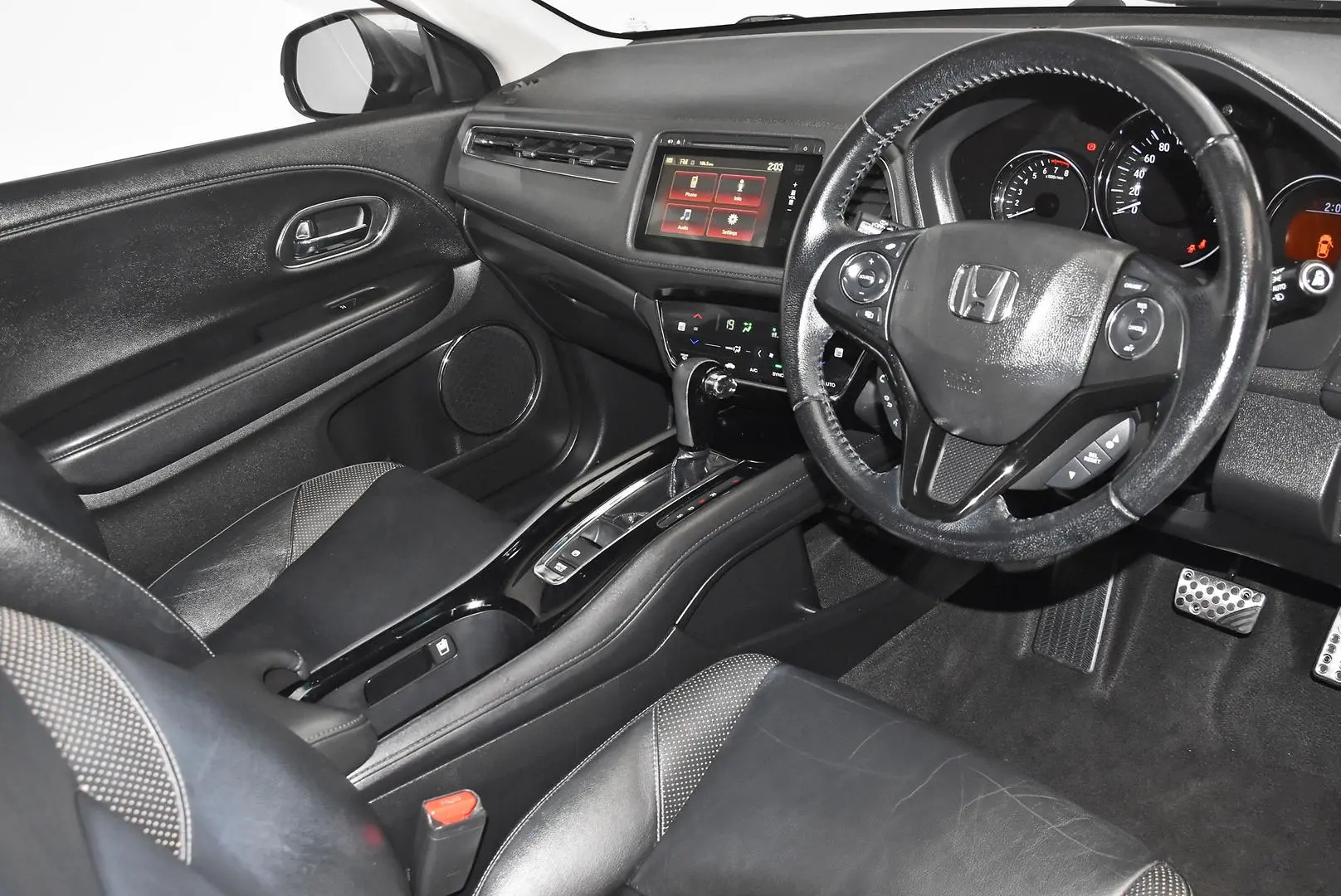 2016 Honda HR-V Gallery Image 8