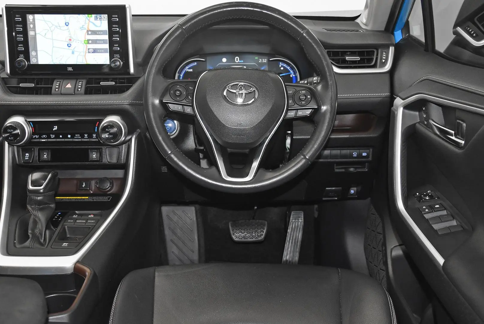 2020 Toyota RAV4 Gallery Image 10