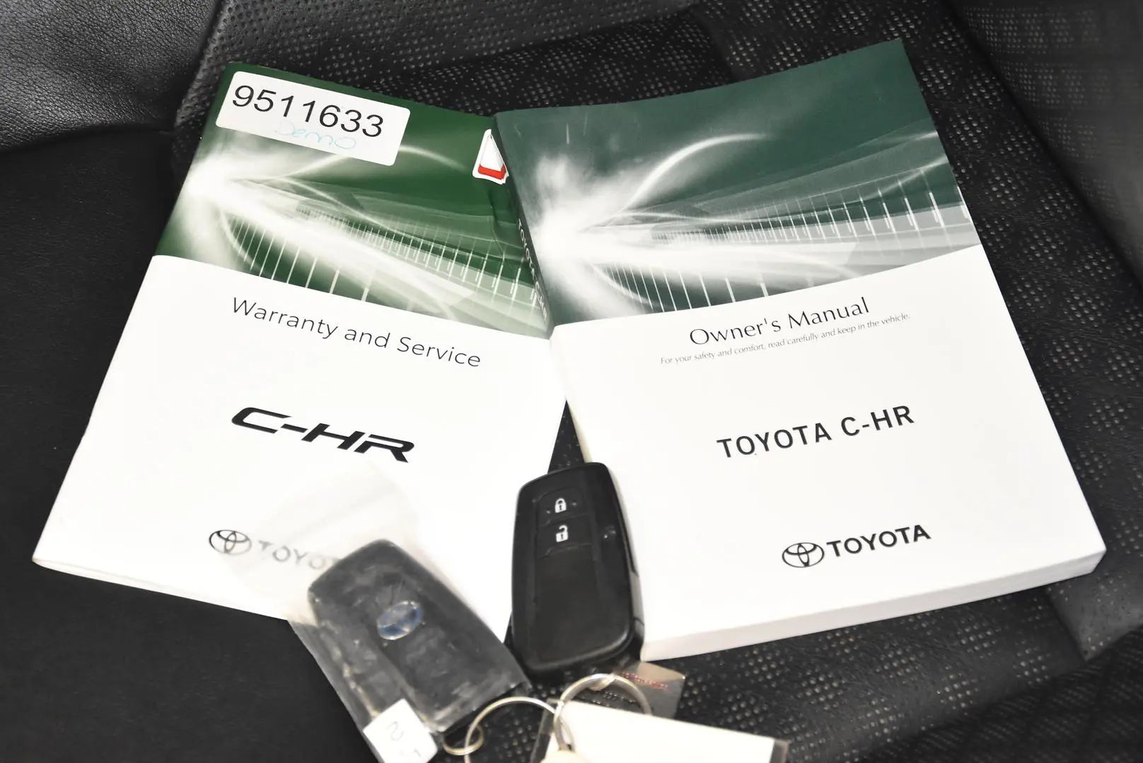 2020 Toyota C-HR Gallery Image 20